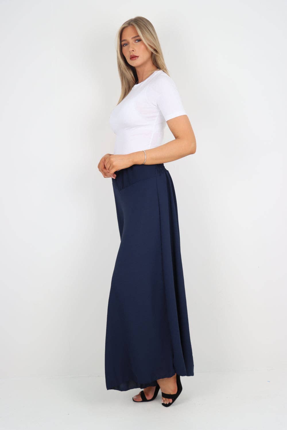 Italian Plain Palazzo Trousers: Beige / One Size (UK 10-24)