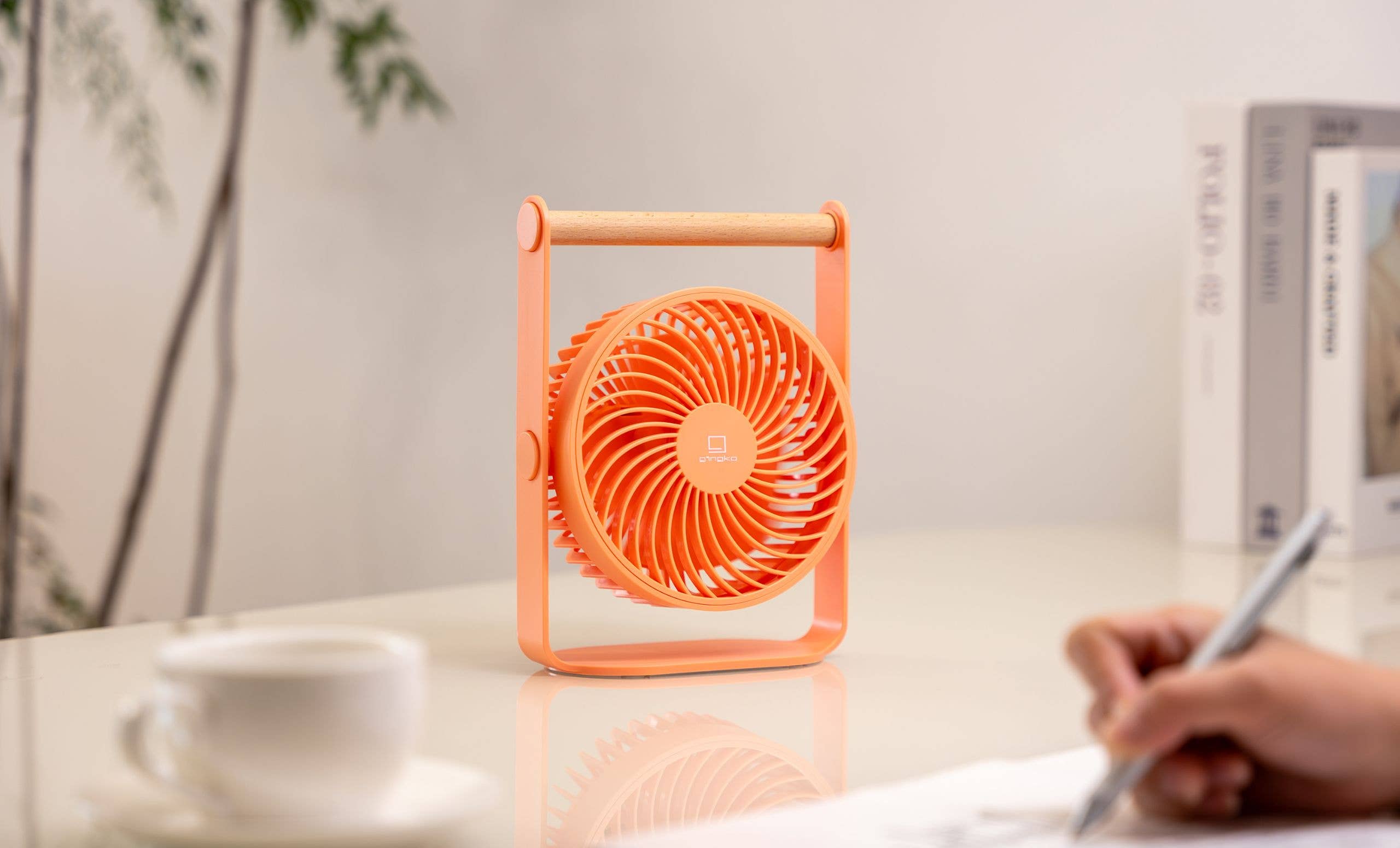 Lyra Portable Fan: Space Grey