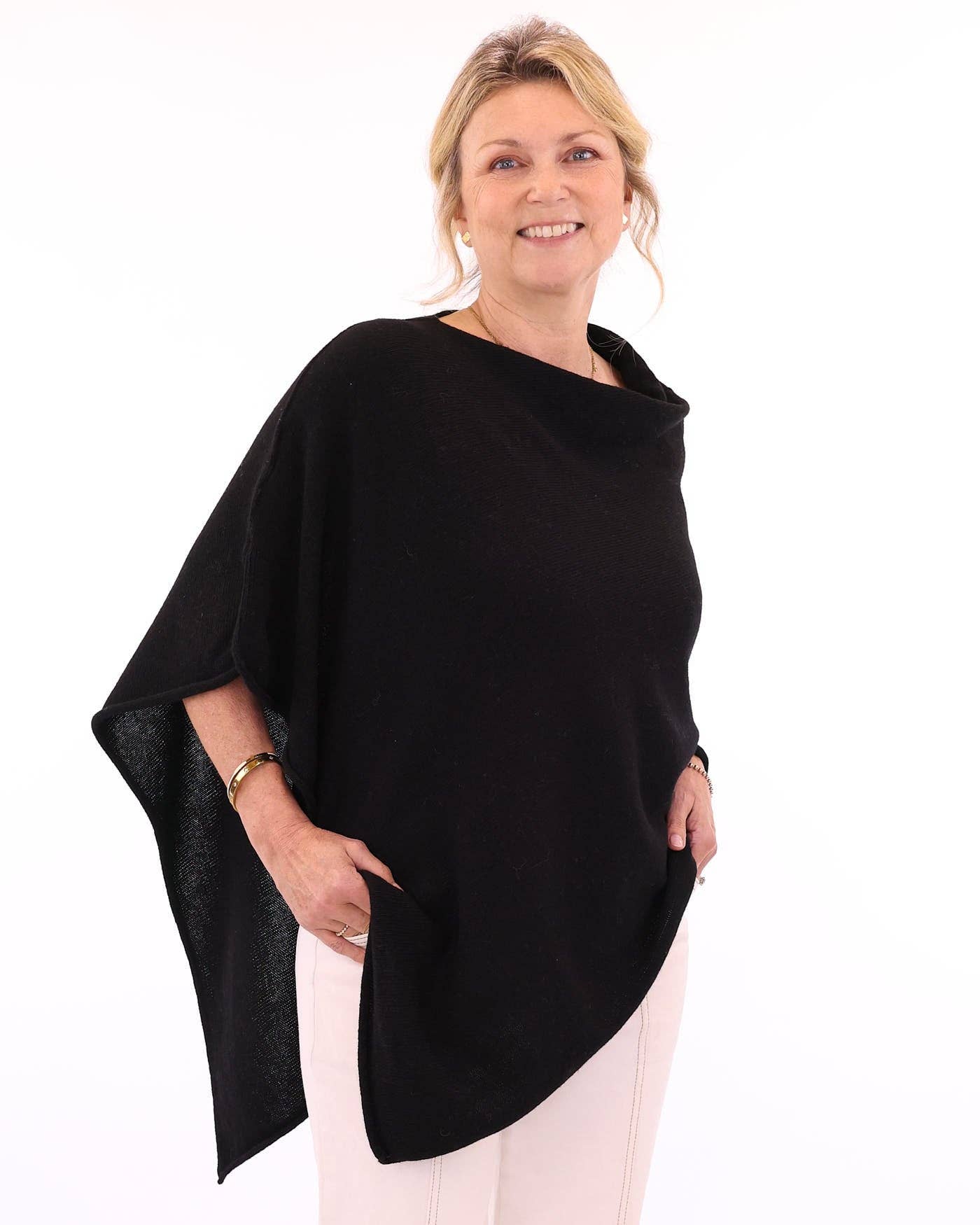 Cashmere Blend Poncho: Deep Violet