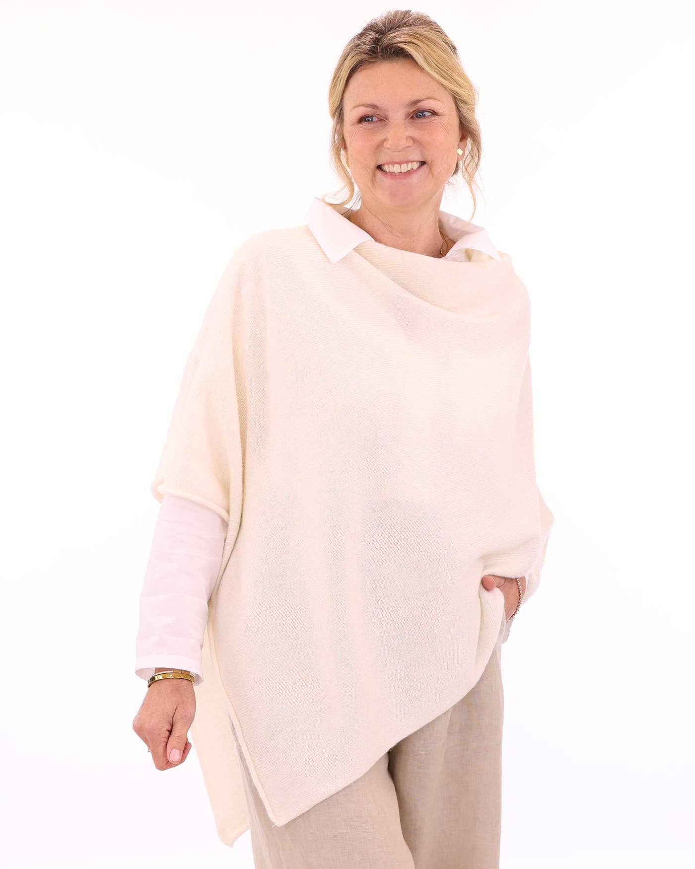 Cashmere Blend Poncho: Deep Violet