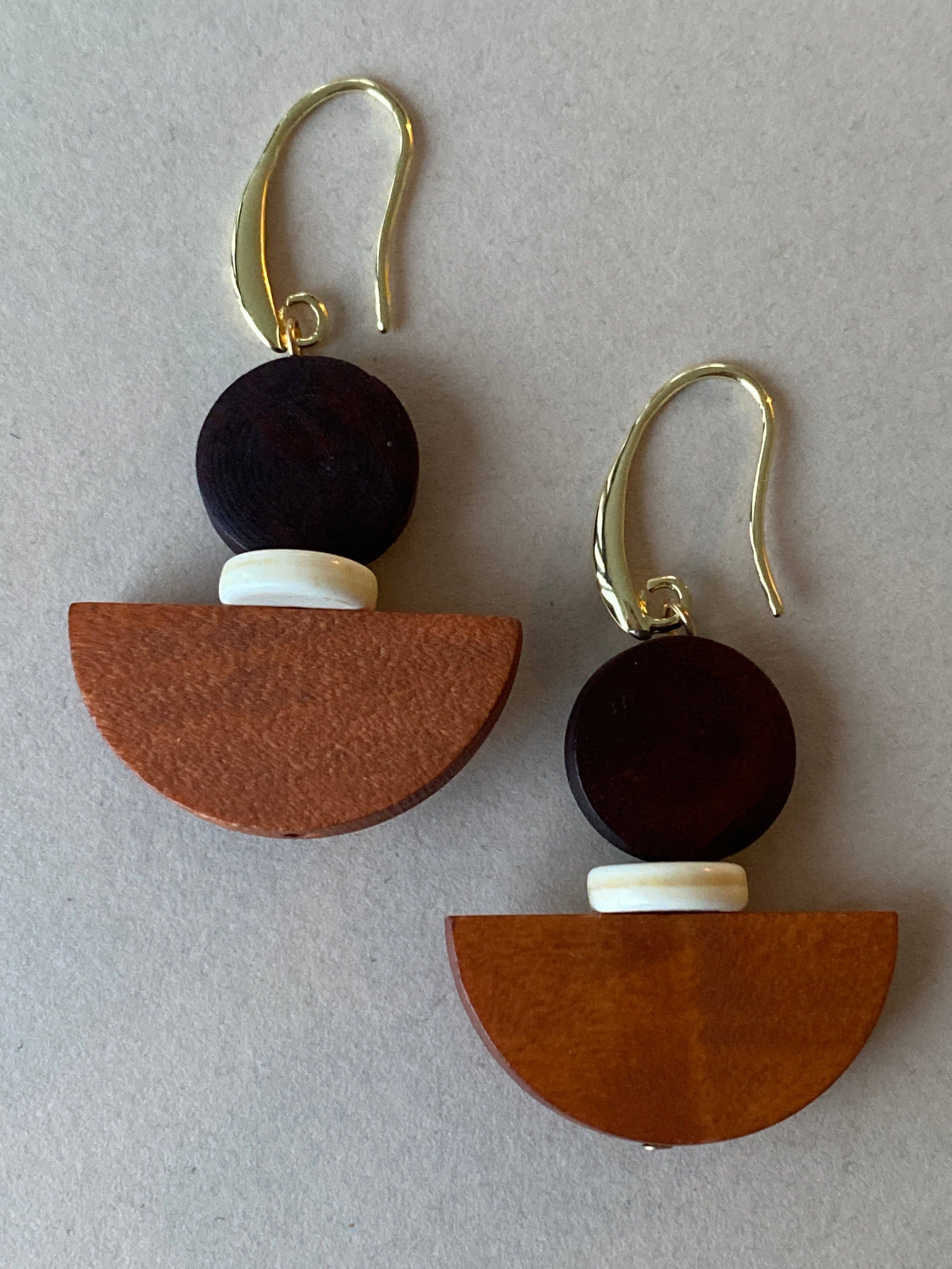 BDLE07
- Chocolate Orange Wooden drop earrings