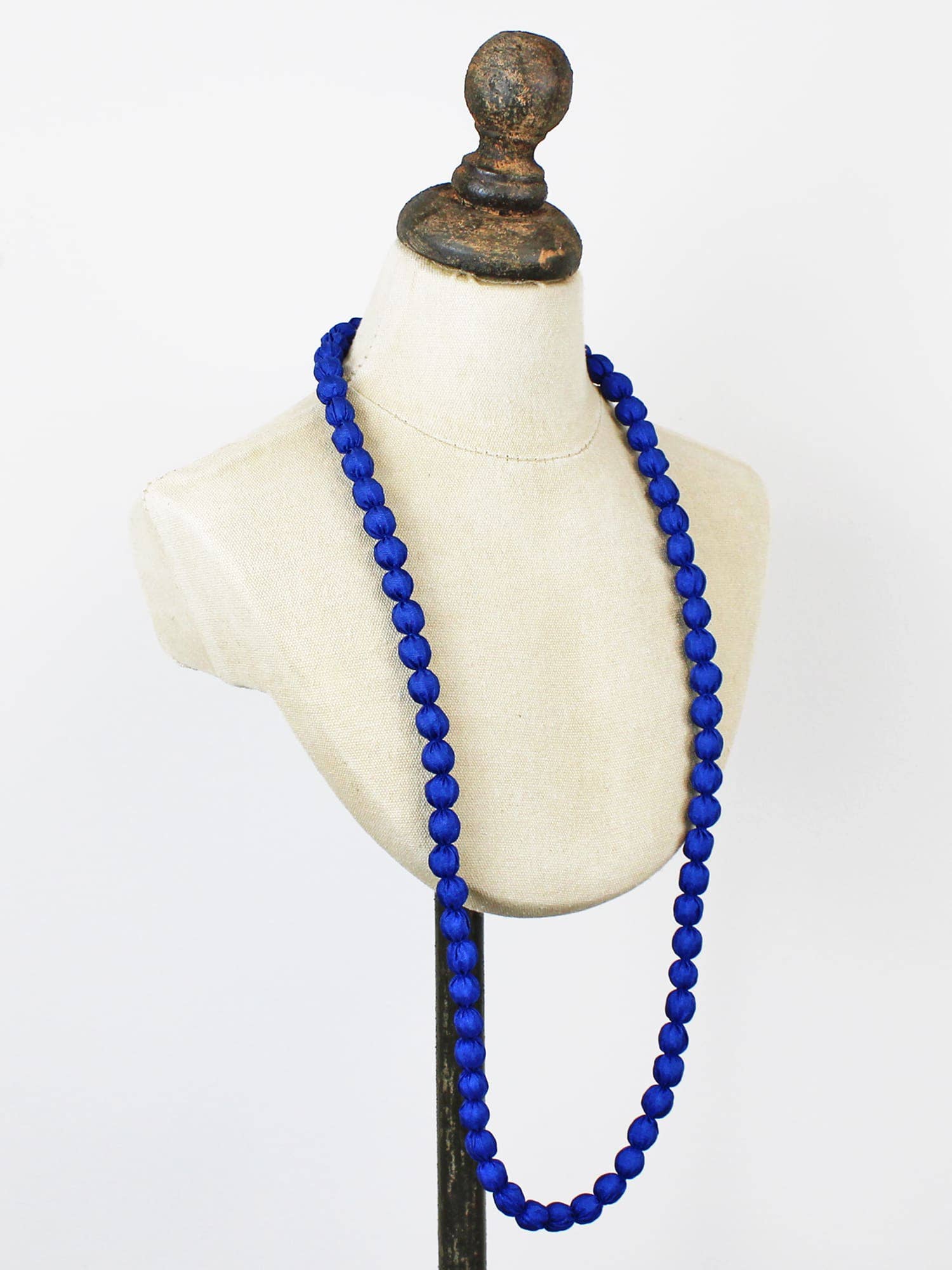 NB1501DB LONG SINGLE STRAND FABRIC BALL NECKLACE