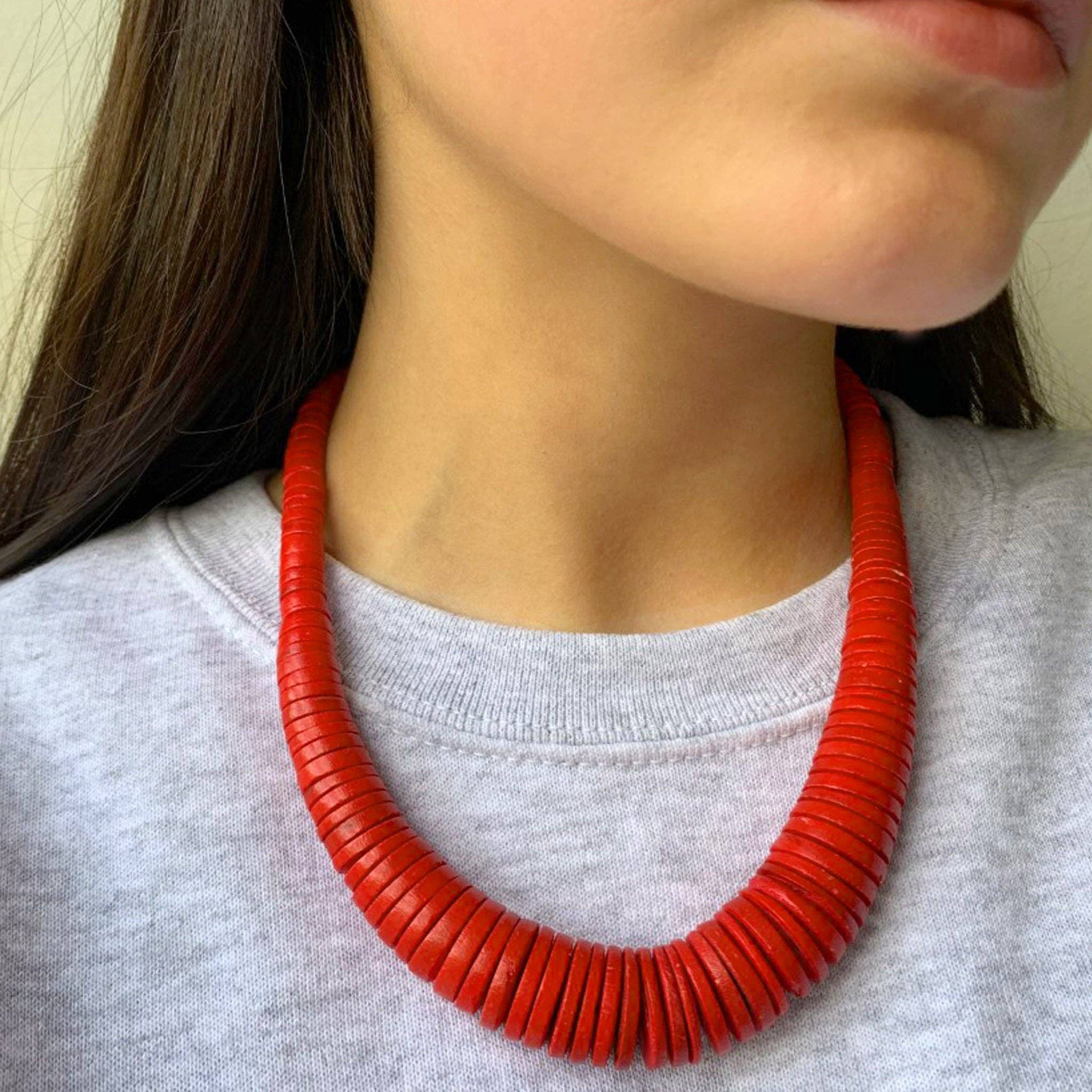 NK601 Graduated Coco Disc Necklaces: Lime-green