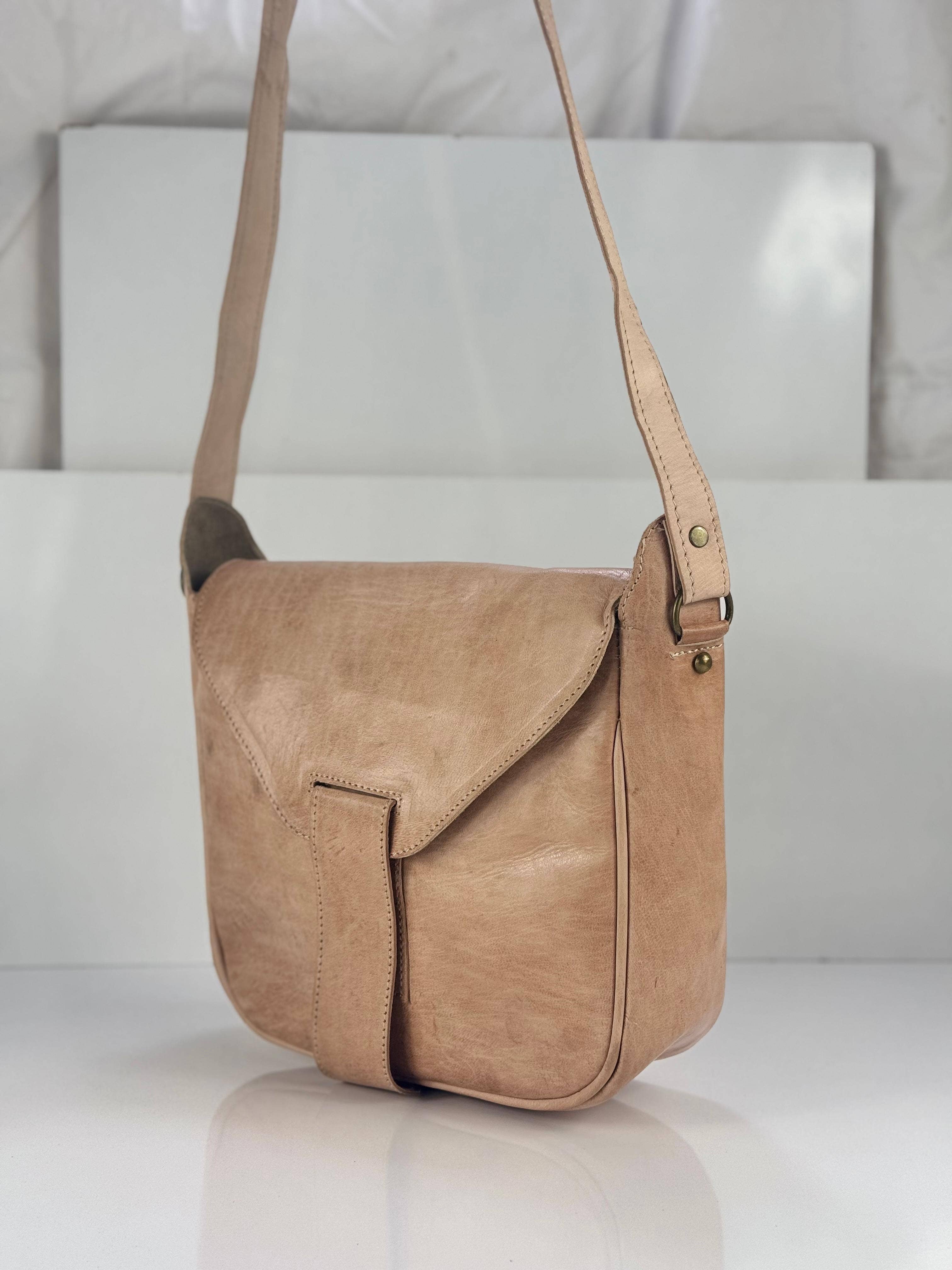 Handcrafted Moroccan Leather Crossbody Bag: Brown