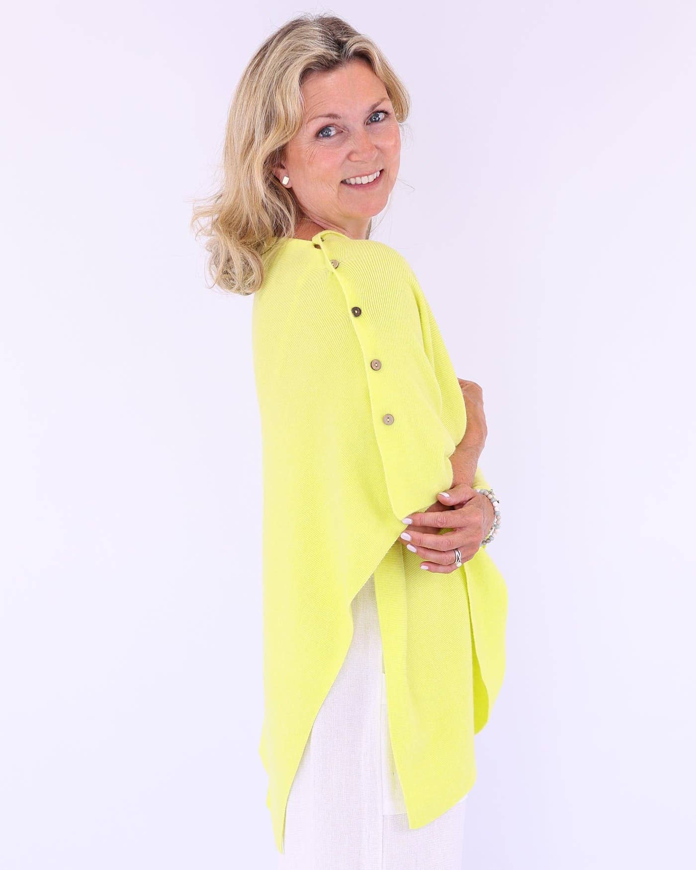 Summer Poncho with Buttons: Pink