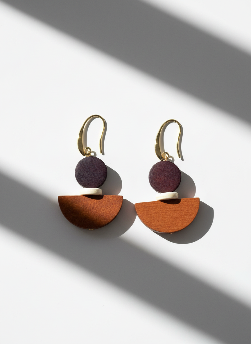 BDLE07
- Chocolate Orange Wooden drop earrings