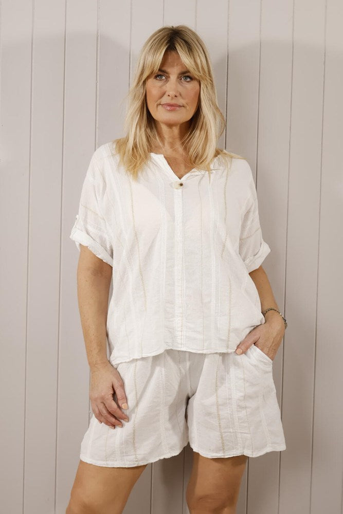 White Button top