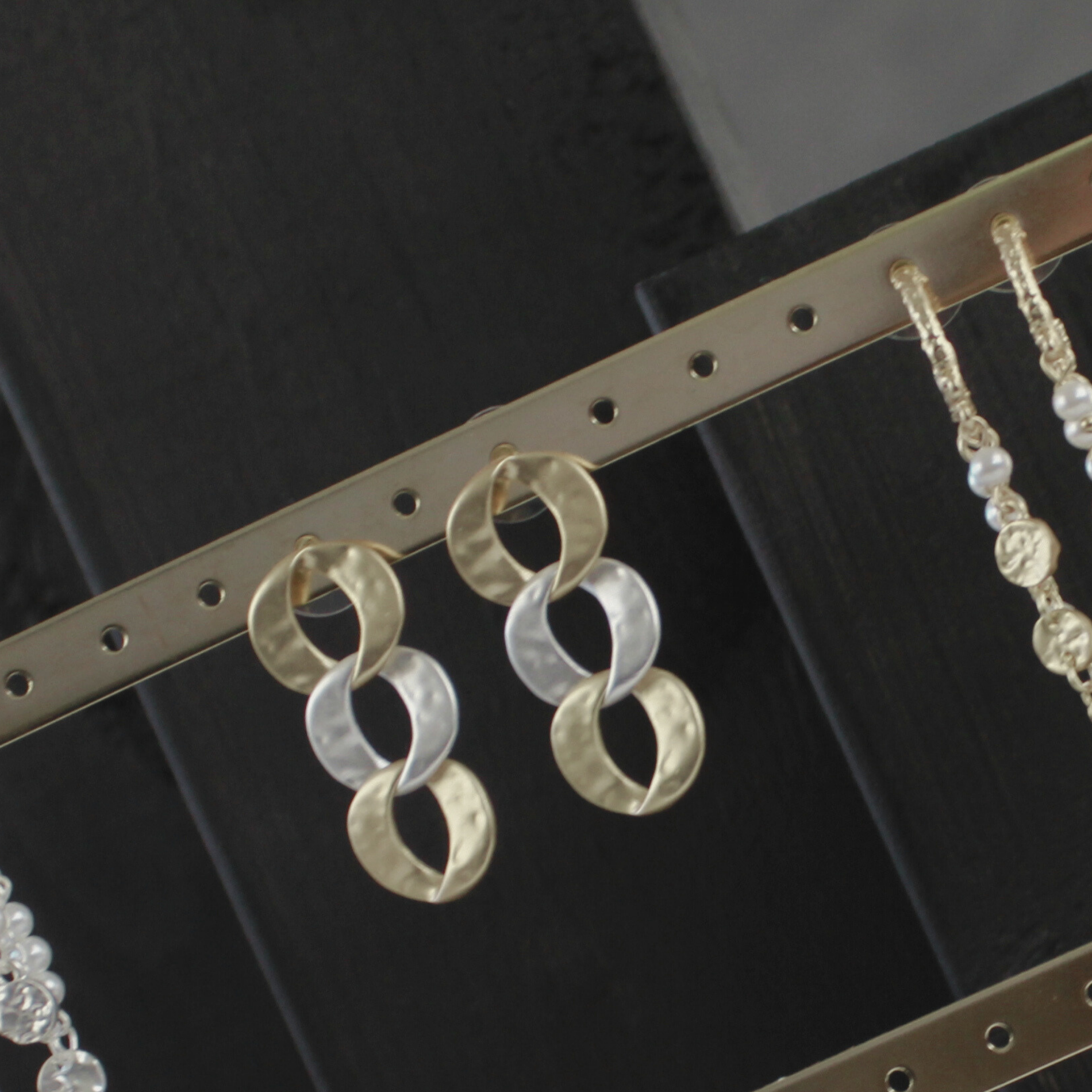 Audrey IN:STORE 2-Tone Earring Gold Plating