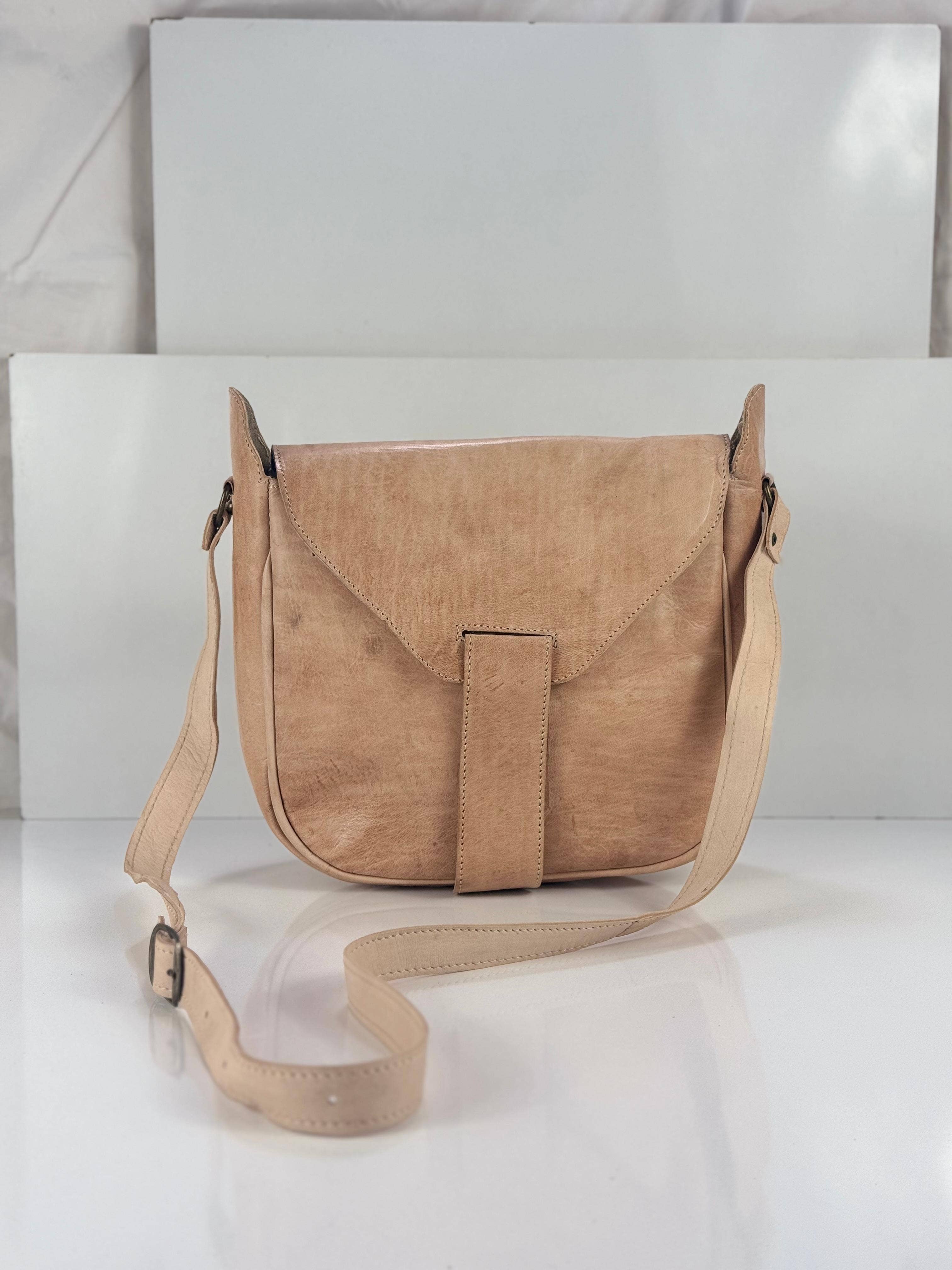 Handcrafted Moroccan Leather Crossbody Bag: Brown