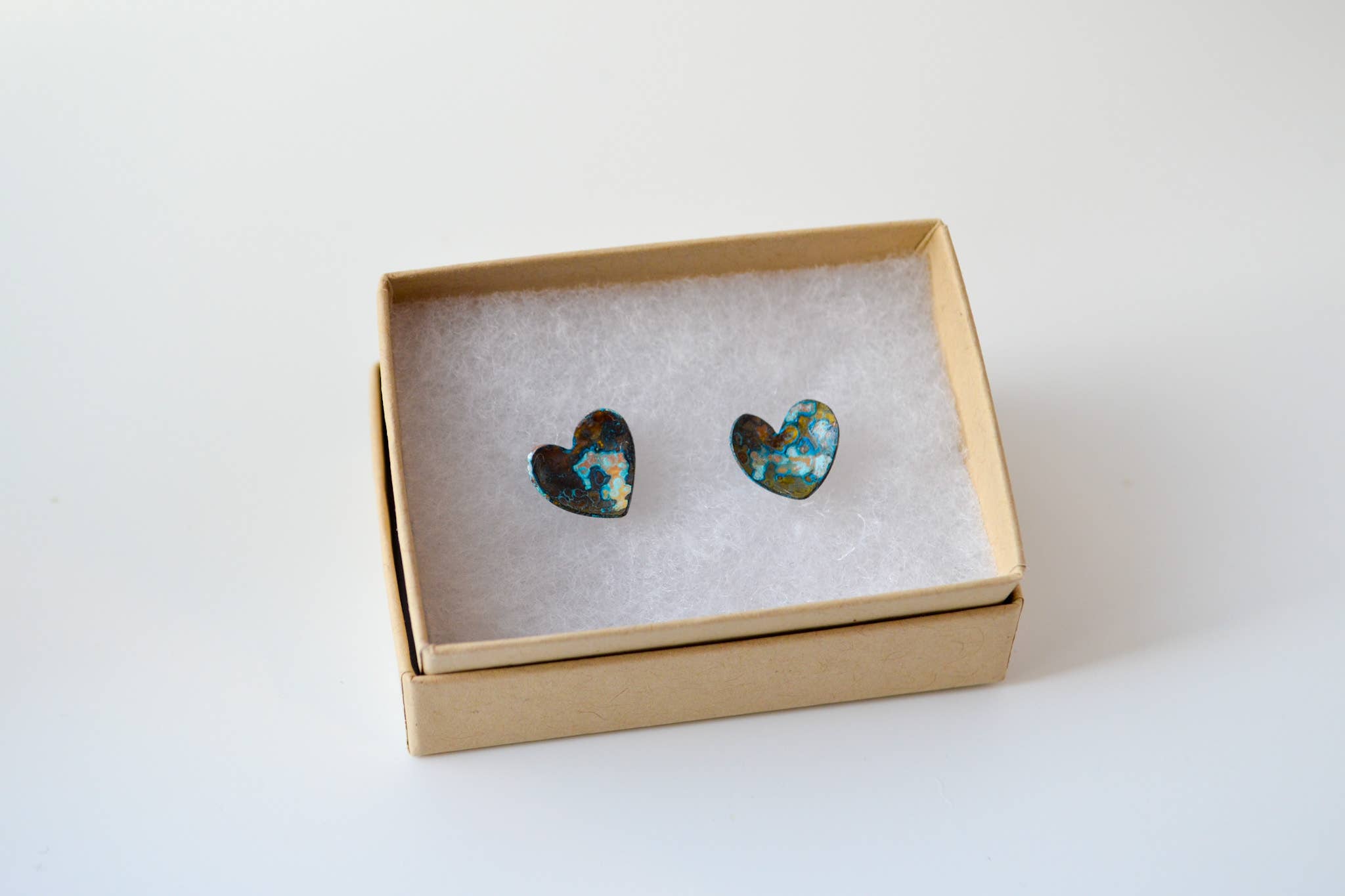 Heart Stud Earrings: Copper / Large