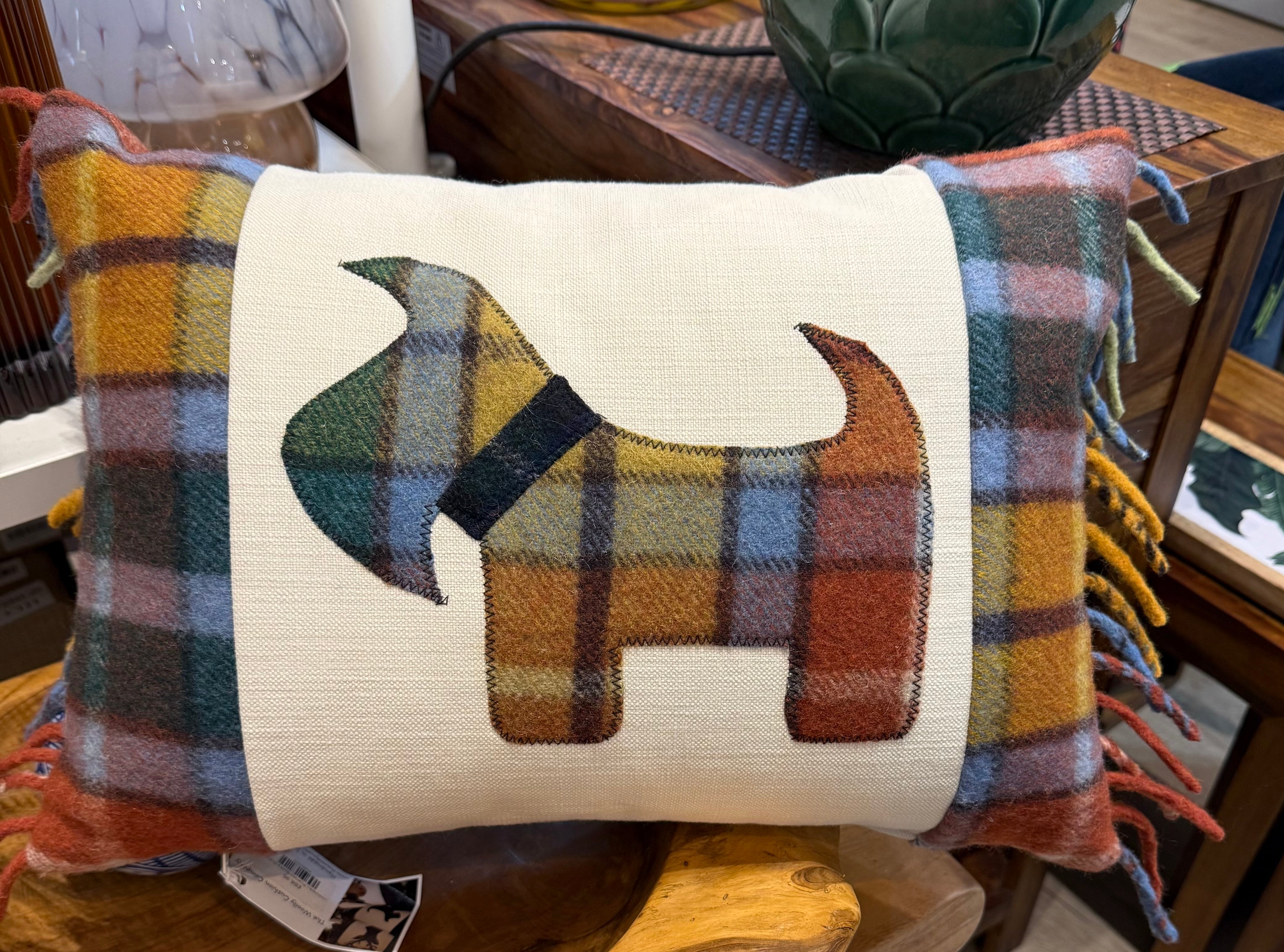 Antique Scottie Cushion