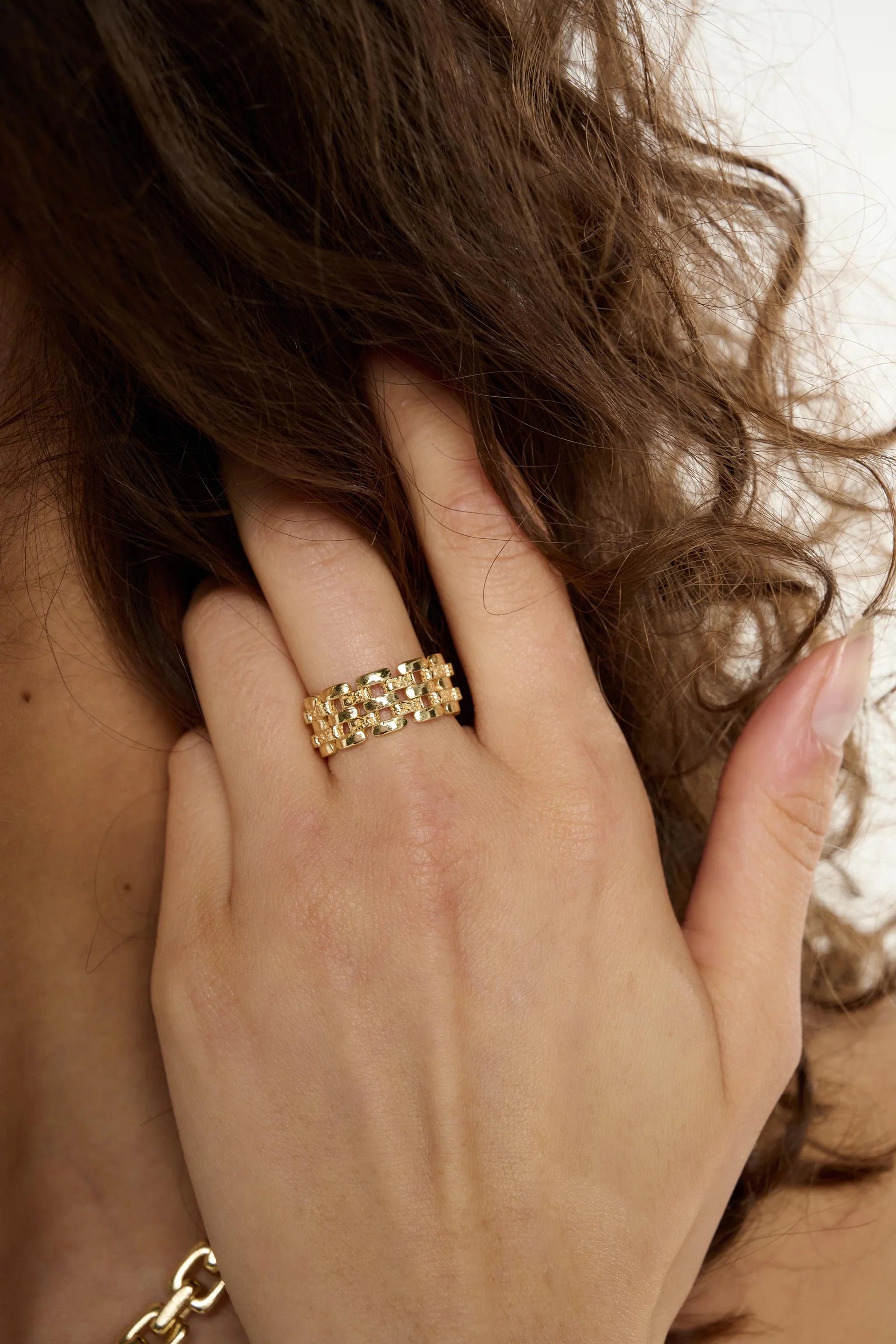 Gold Linear Ring M-L