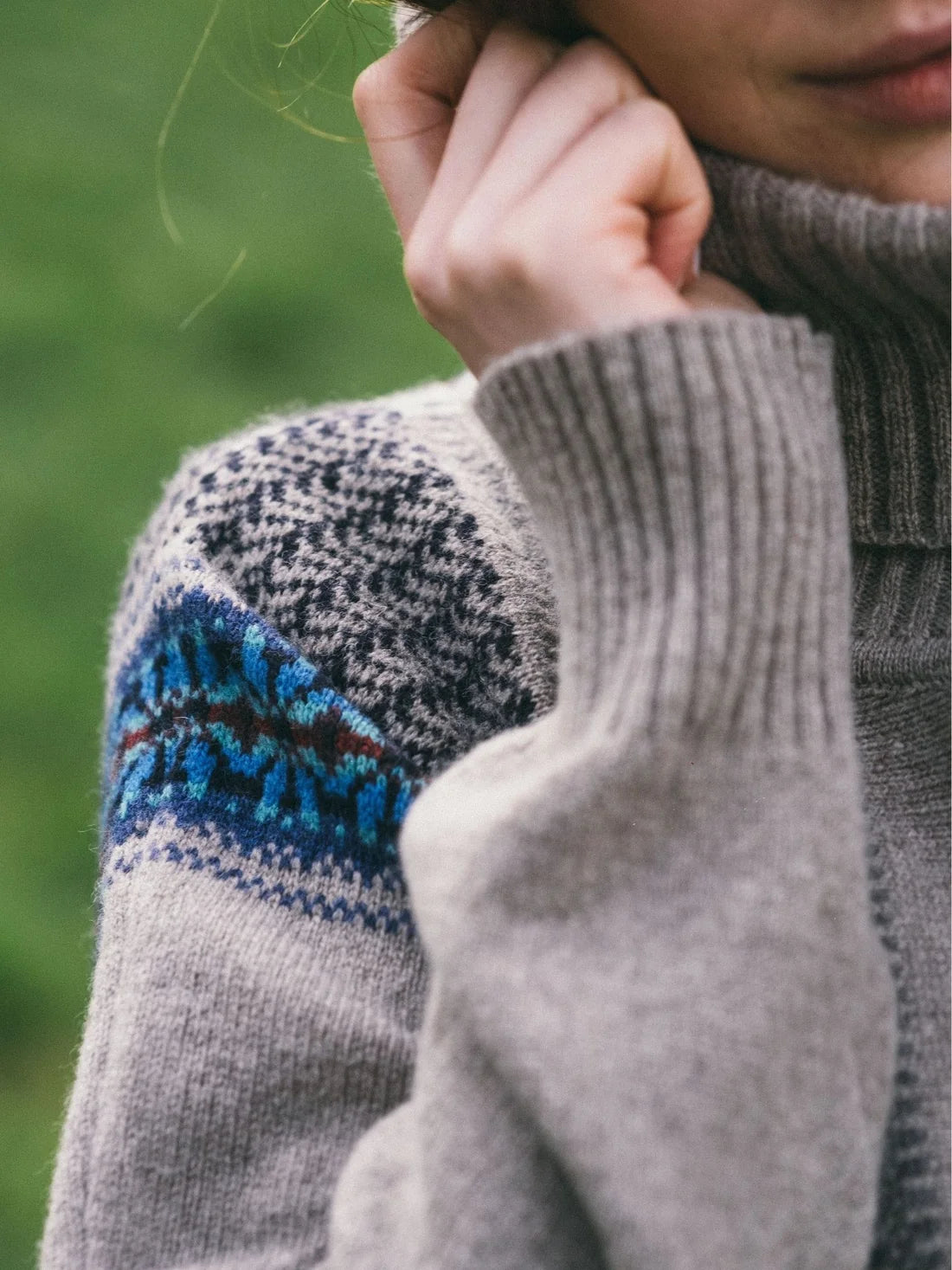Oban Sky Montrose Cowl Sweater