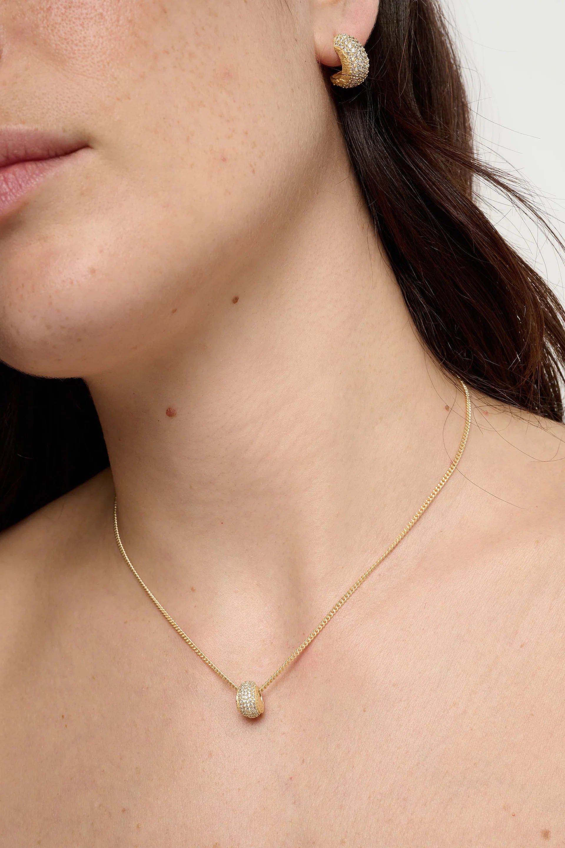 Gold Glint Necklace