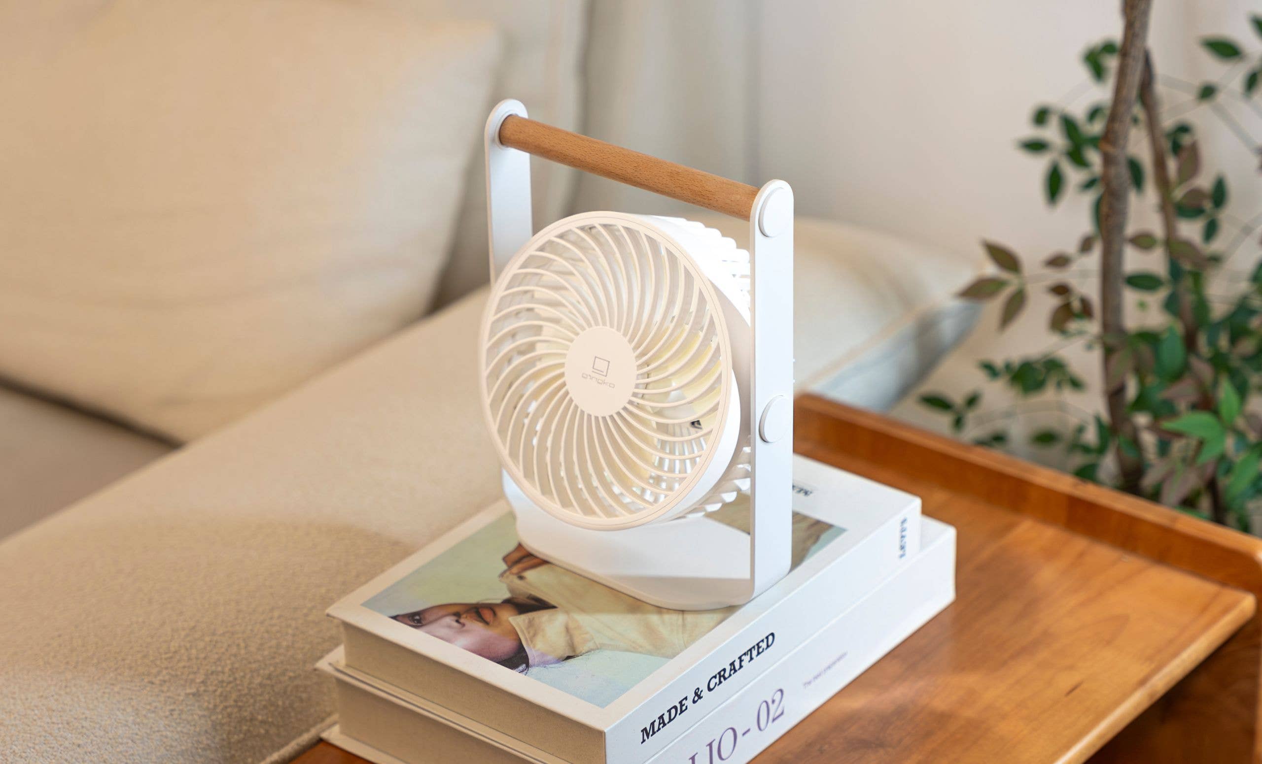 Lyra Portable Fan: Space Grey