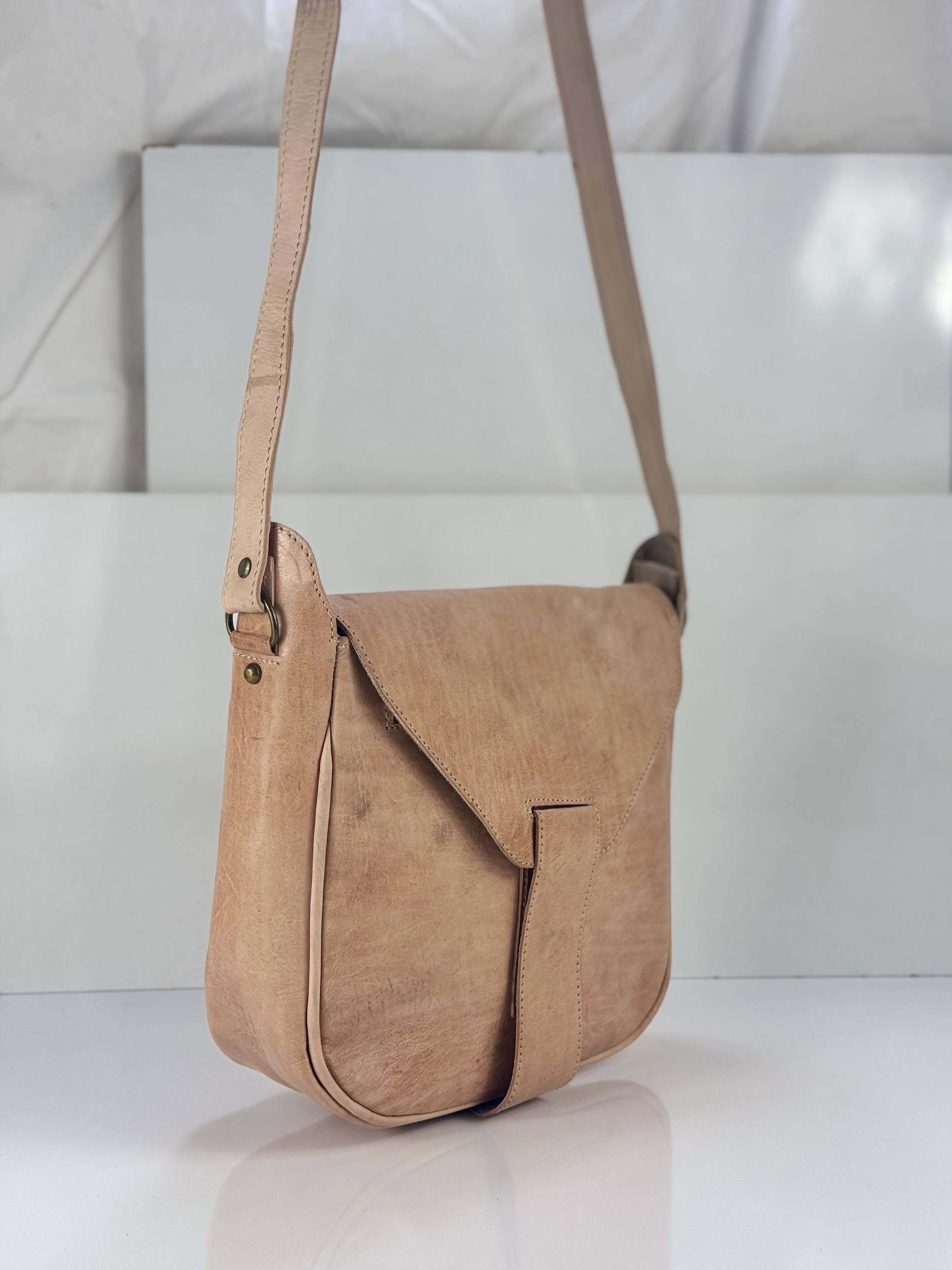 Handcrafted Moroccan Leather Crossbody Bag: Brown