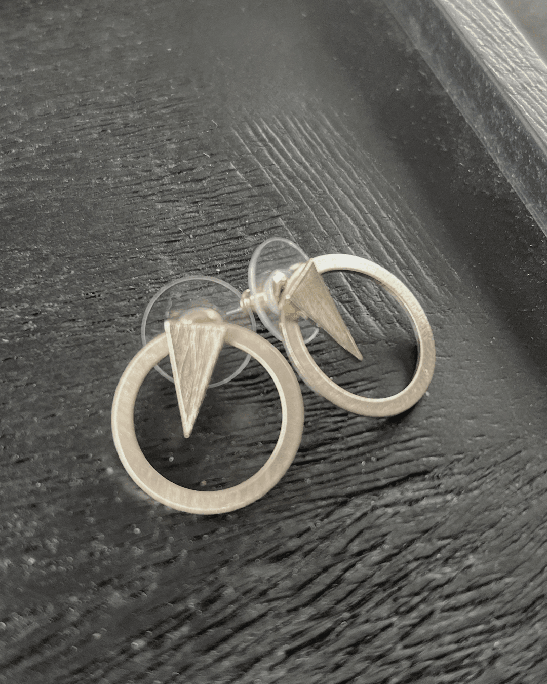 Theia IN:STORE 2in1 Triangle & Circle Earring Gold Plating