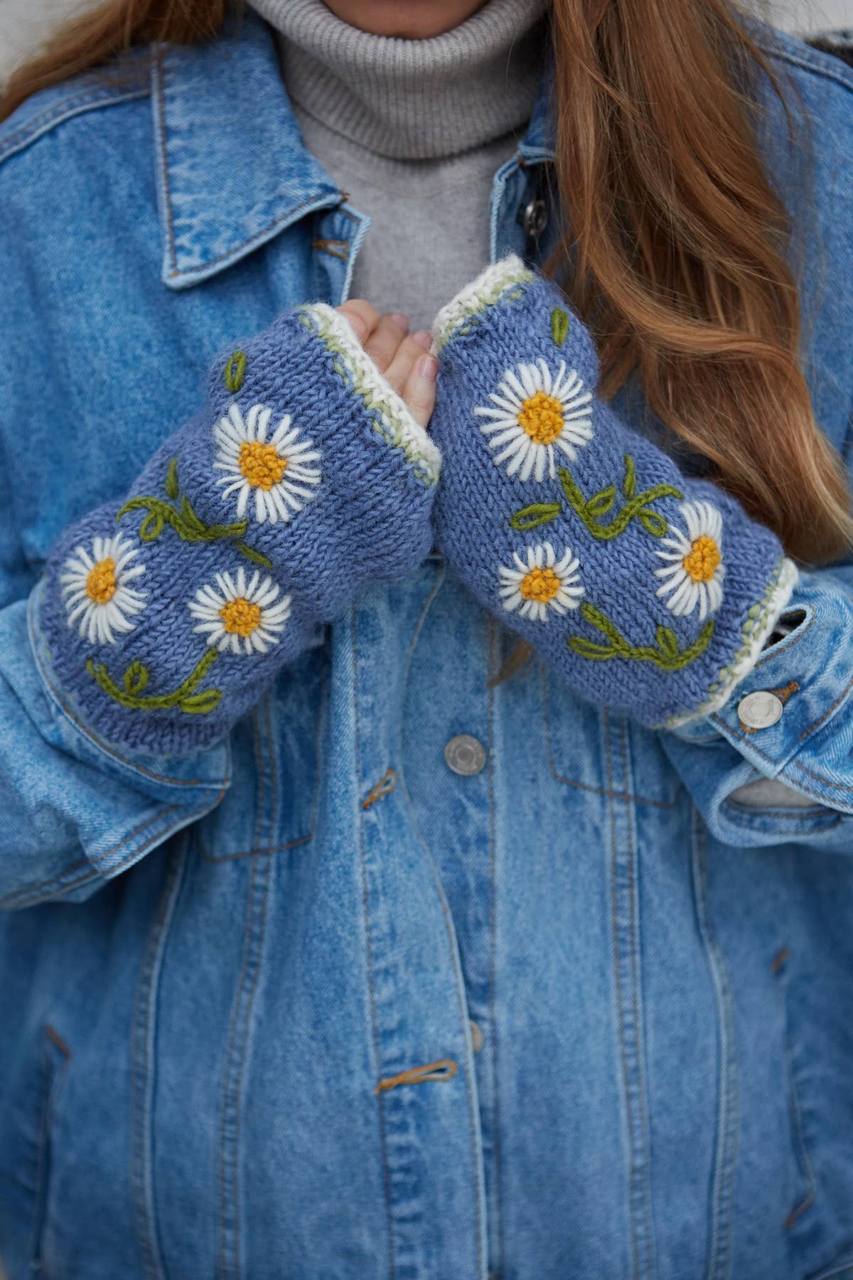 Daisy Chain - Blue Fleece Lined Knit Wool Fingerless Gloves: Jacaranda