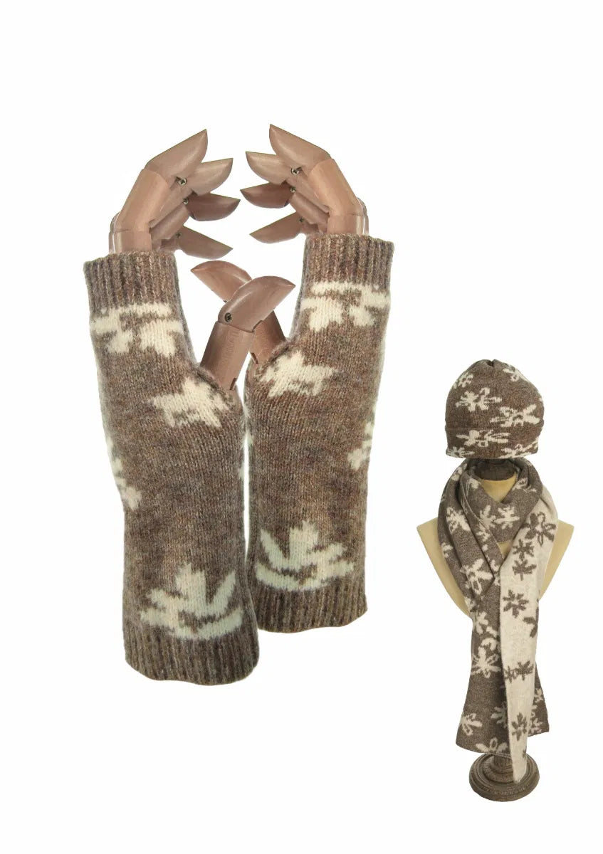 Cappuccino Winter White Flower Mitts - Gloves - Scotland