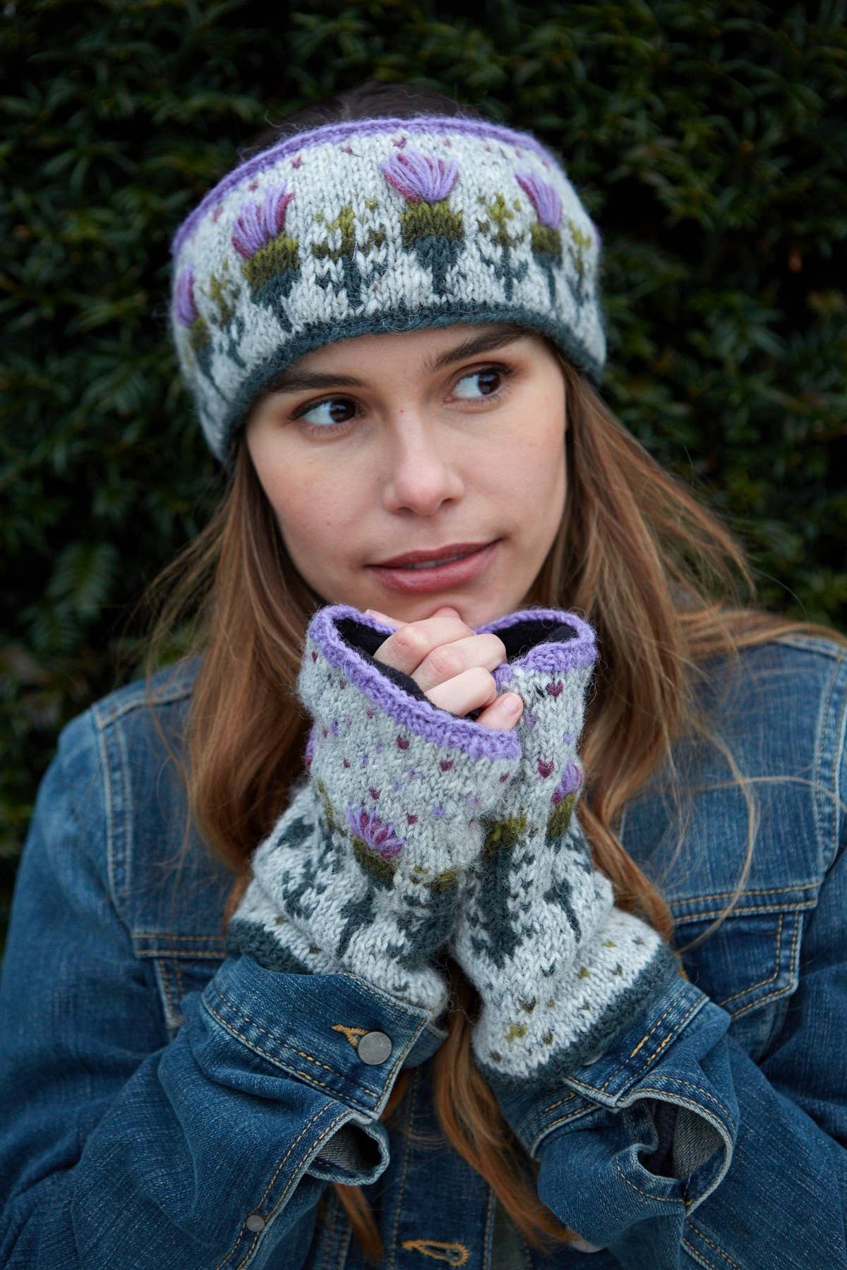 Scottish Thistle Knit Fingerless Gloves Grey Wool Floral: One Colour