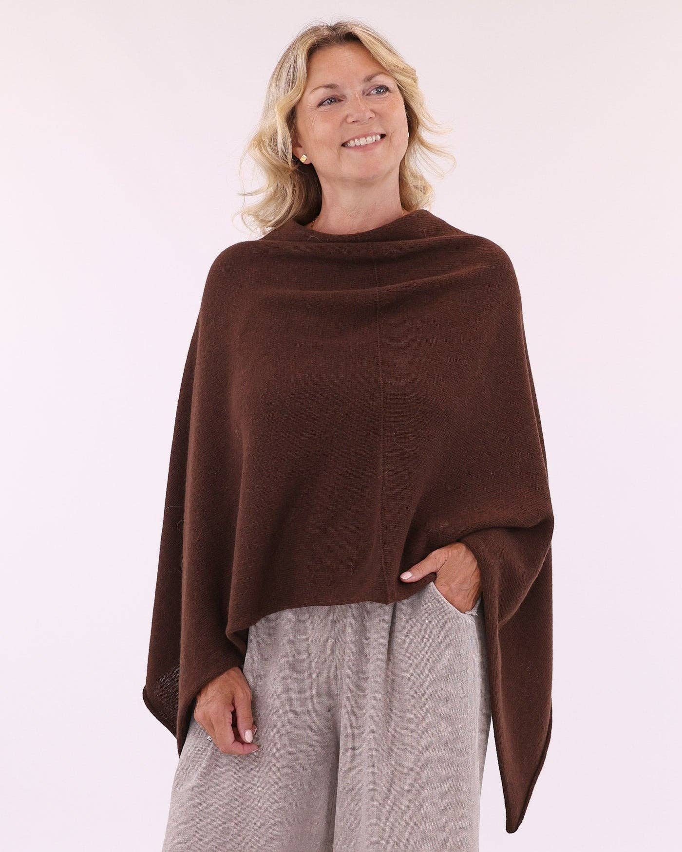 Cashmere Blend Poncho: Deep Violet