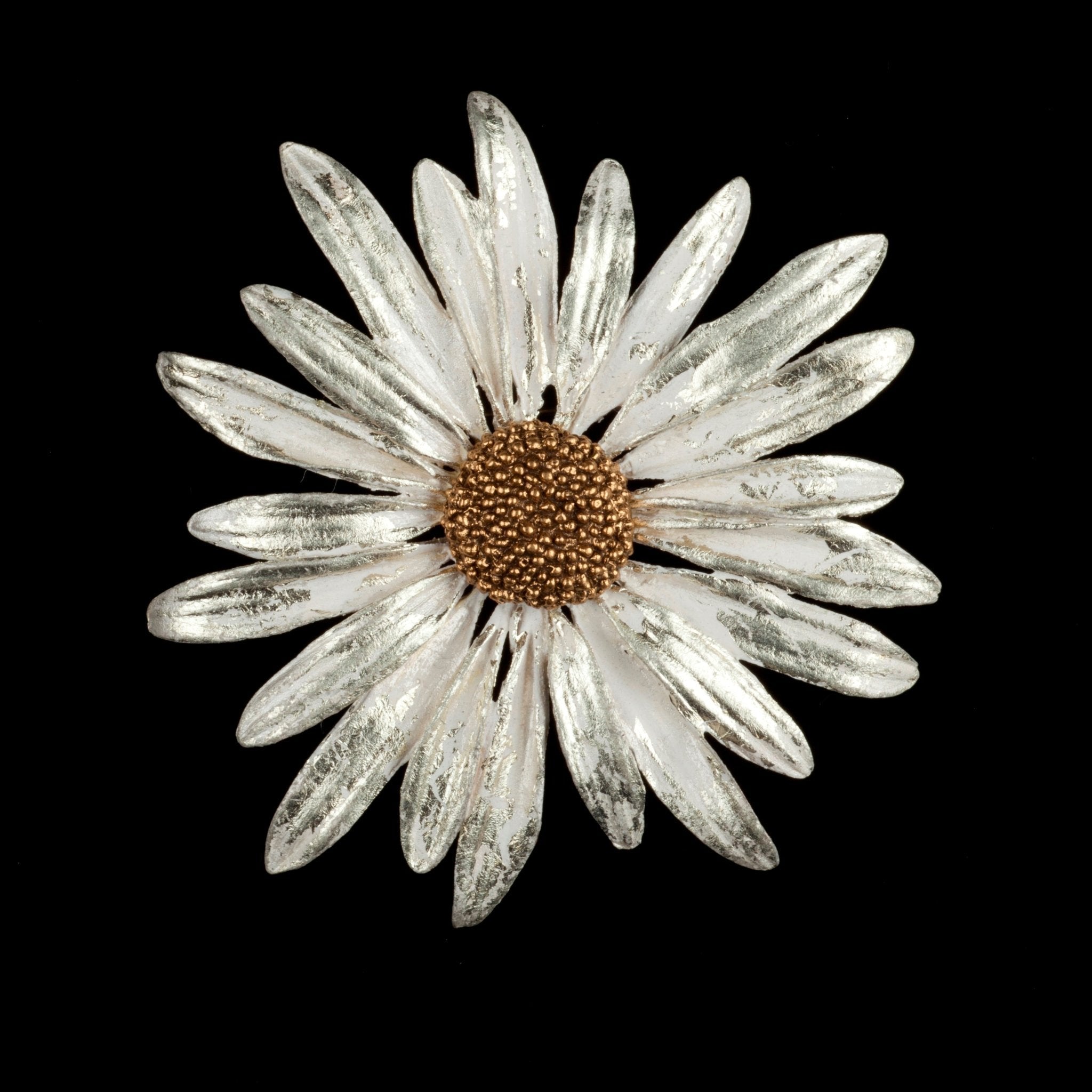 Daisy Pin - The Nancy Smillie Shop - Art, Jewellery & Designer Gifts Glasgow