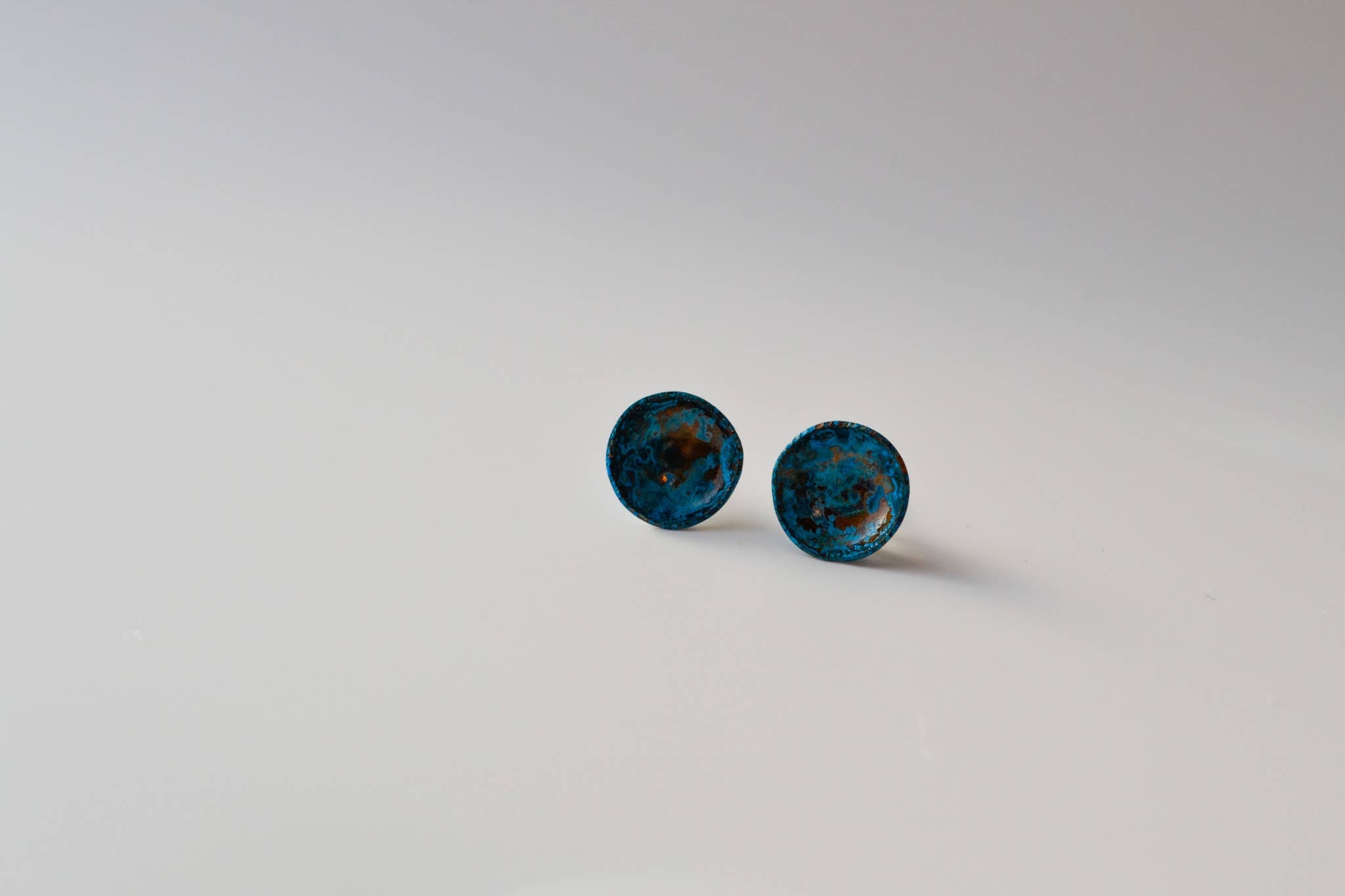 Circle Stud Earrings: Copper / Large
