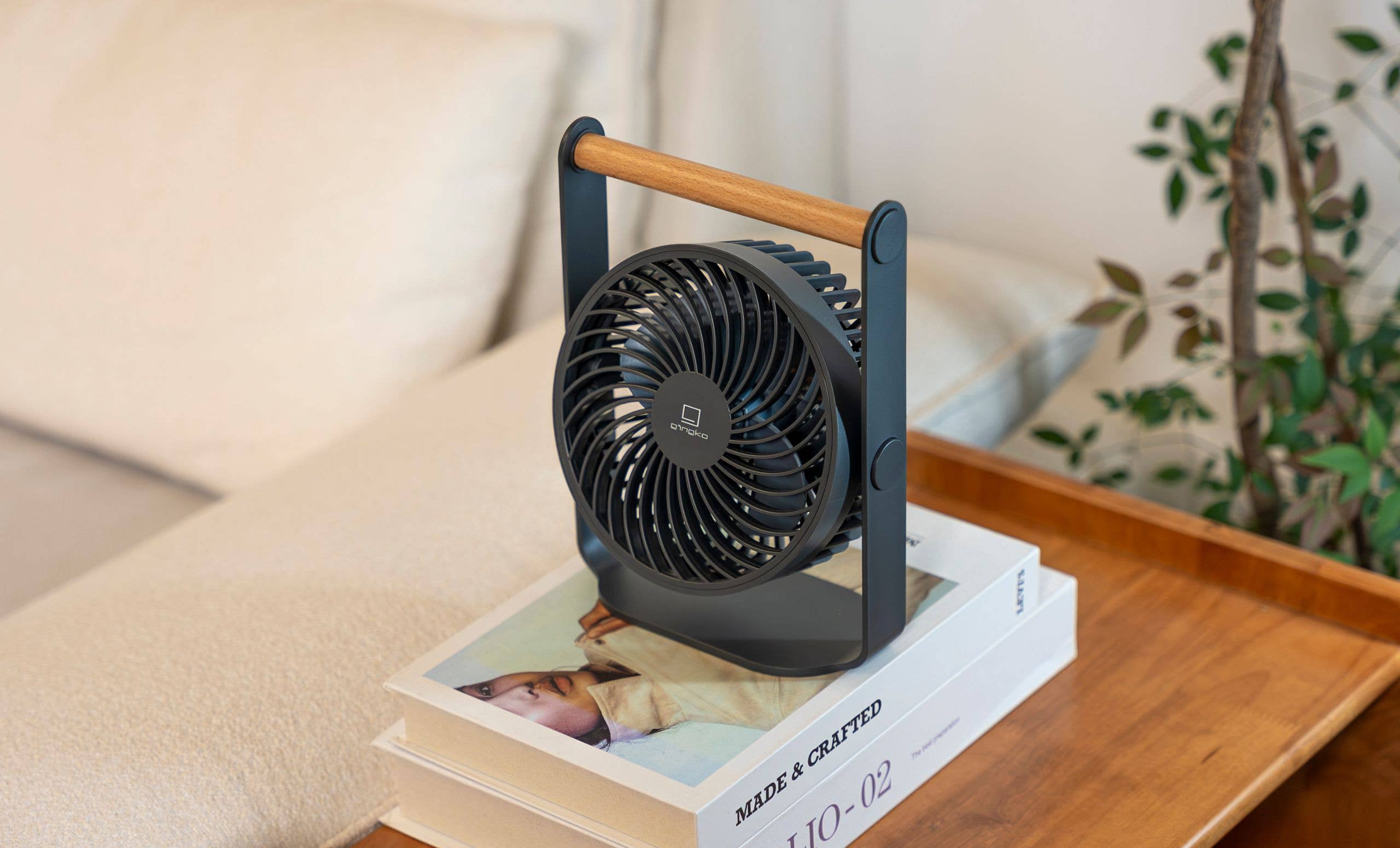 Lyra Portable Fan: Space Grey