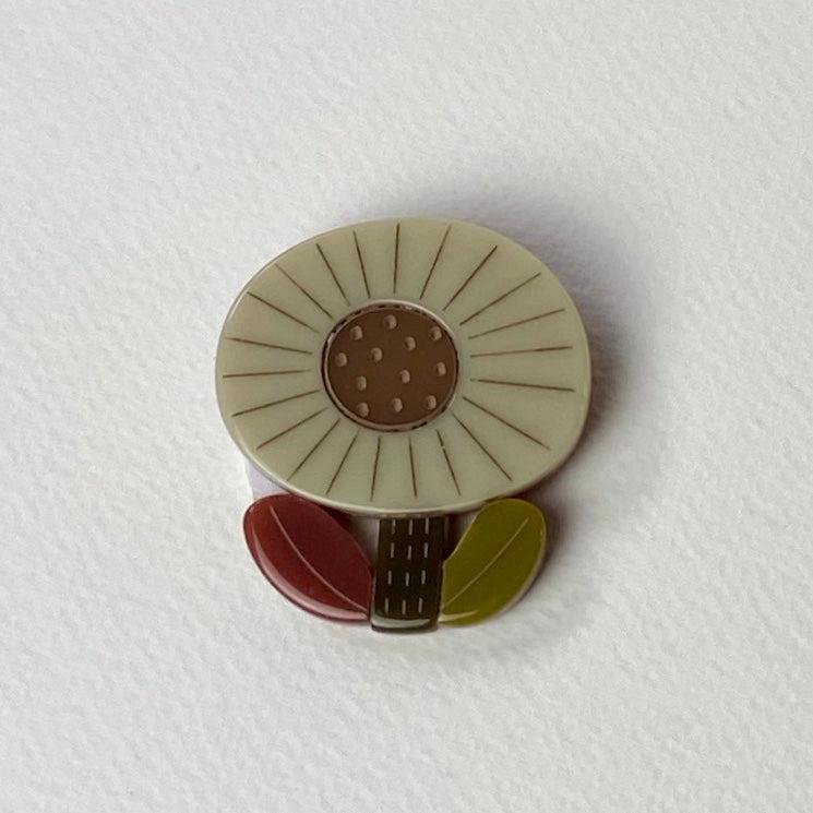 Charming sunflower enamel pin brooch with beige petals and red green leaves
