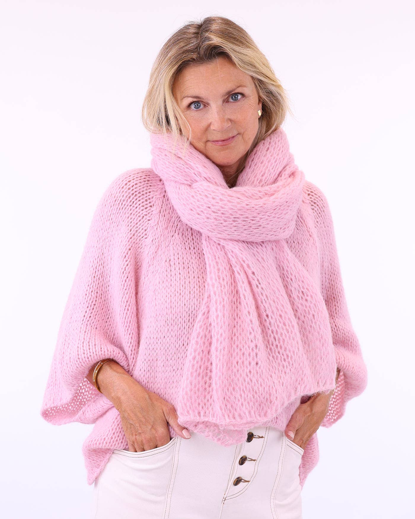 Alpaca Blend Scarf: Latte