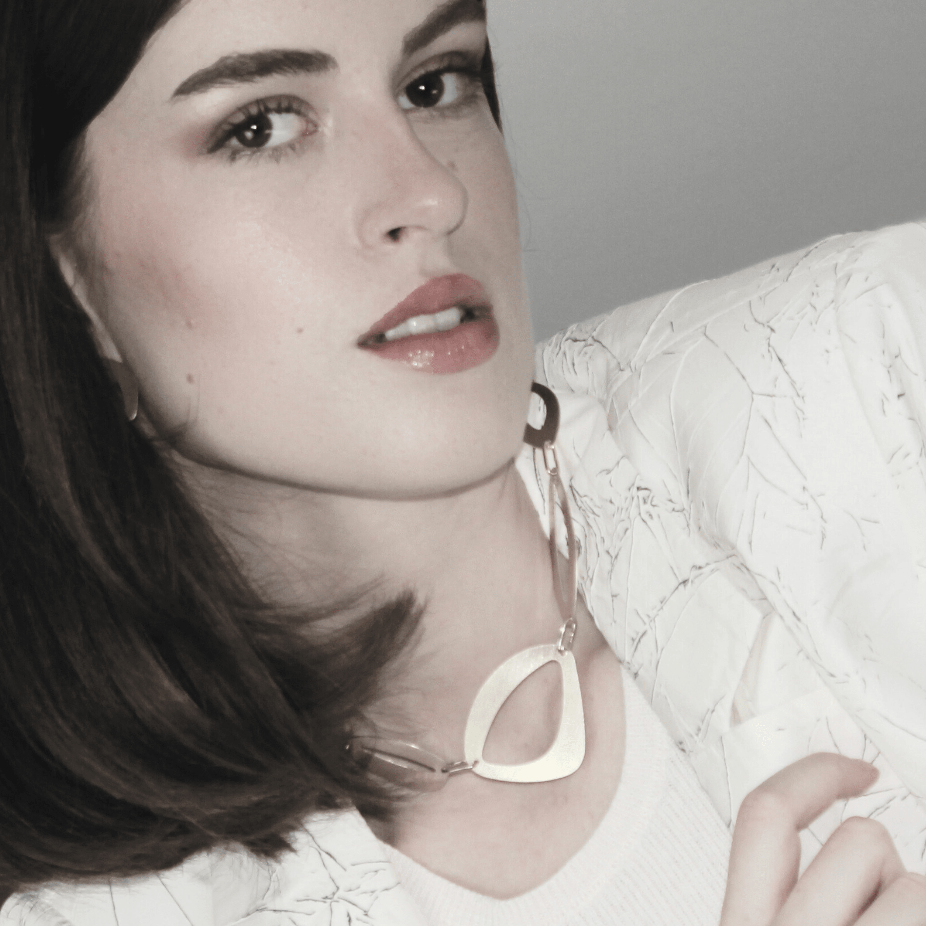Alaya IN:STORE Short Asymmetrical Necklace Silver Plating