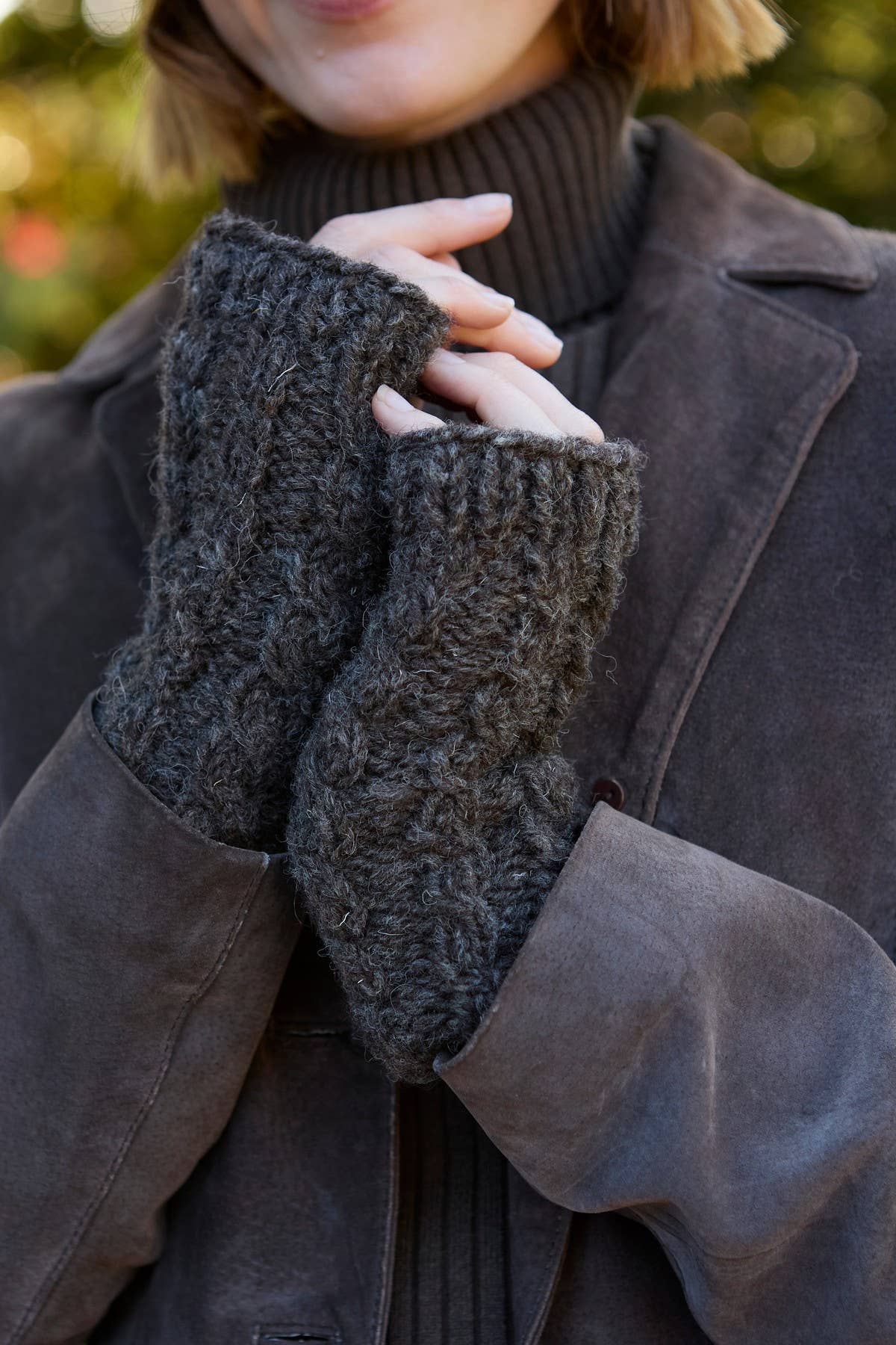 Chamonix - Cable Knit Sherpa Lined Wool Fingerless Gloves: Bark