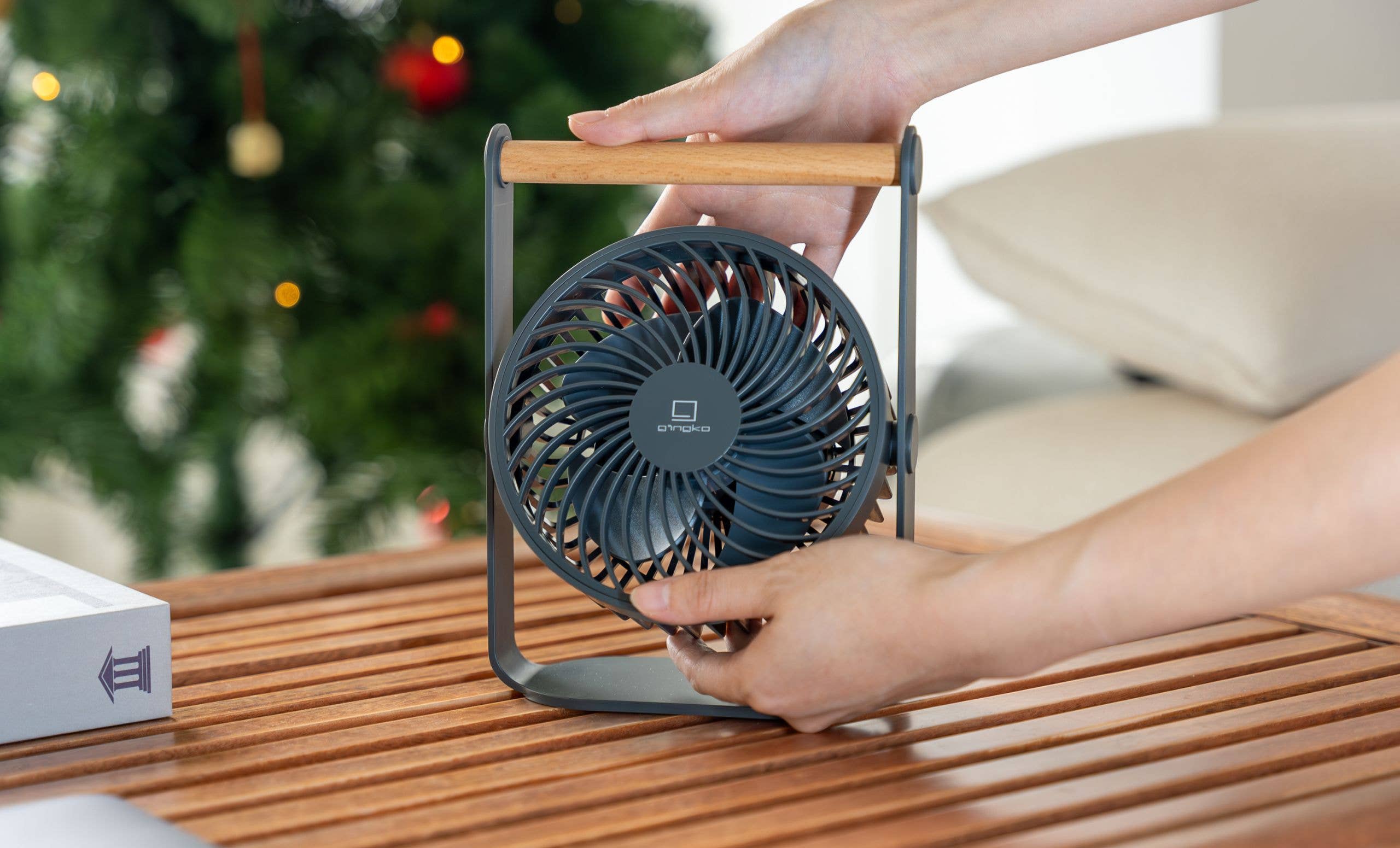 Lyra Portable Fan: Space Grey