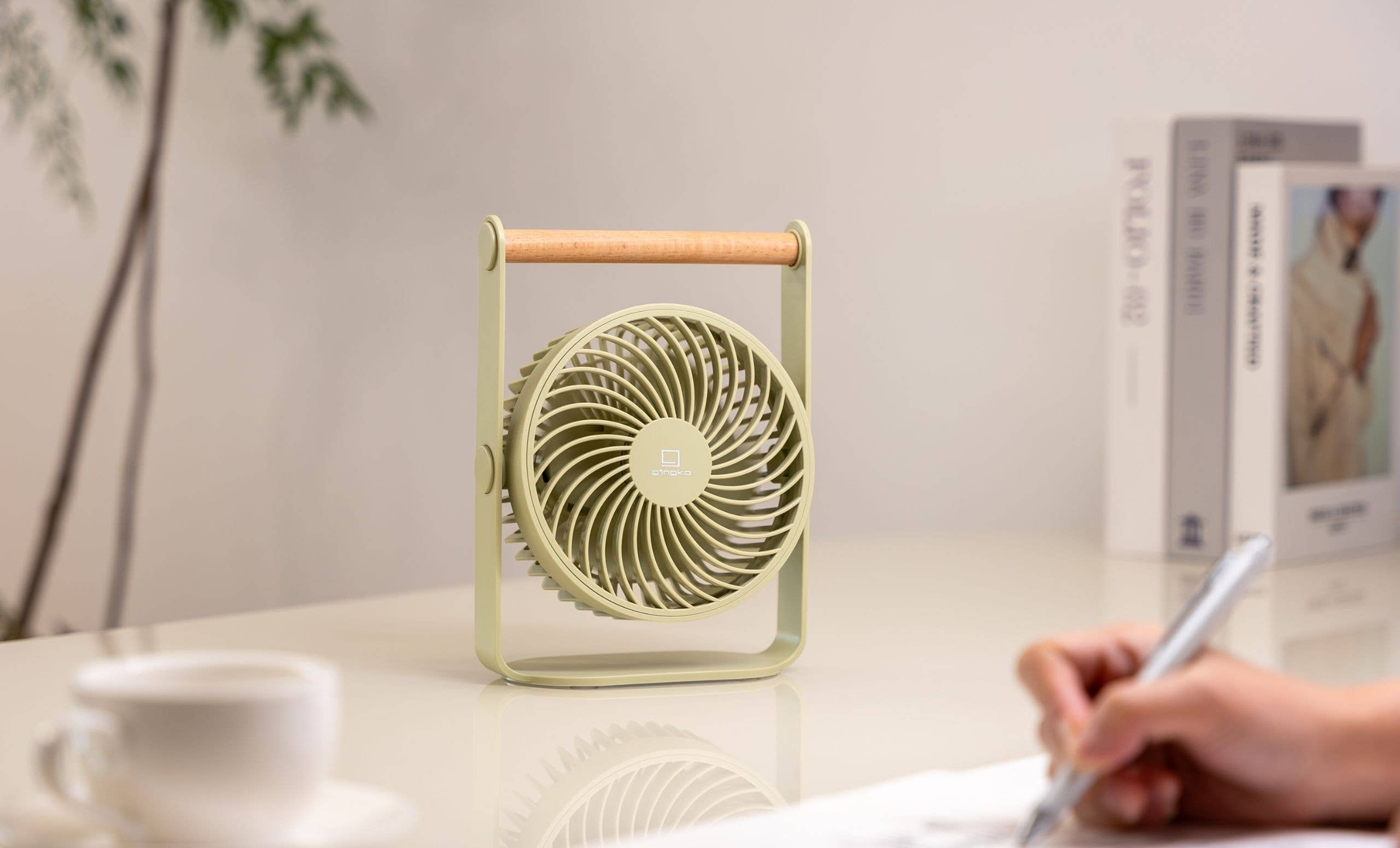 Lyra Portable Fan: Space Grey