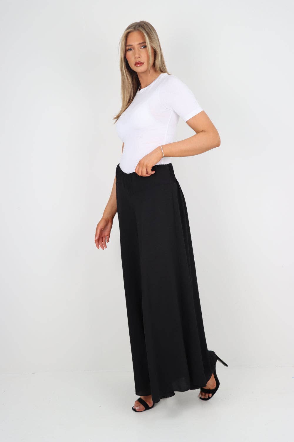 Italian Plain Palazzo Trousers: Beige / One Size (UK 10-24)