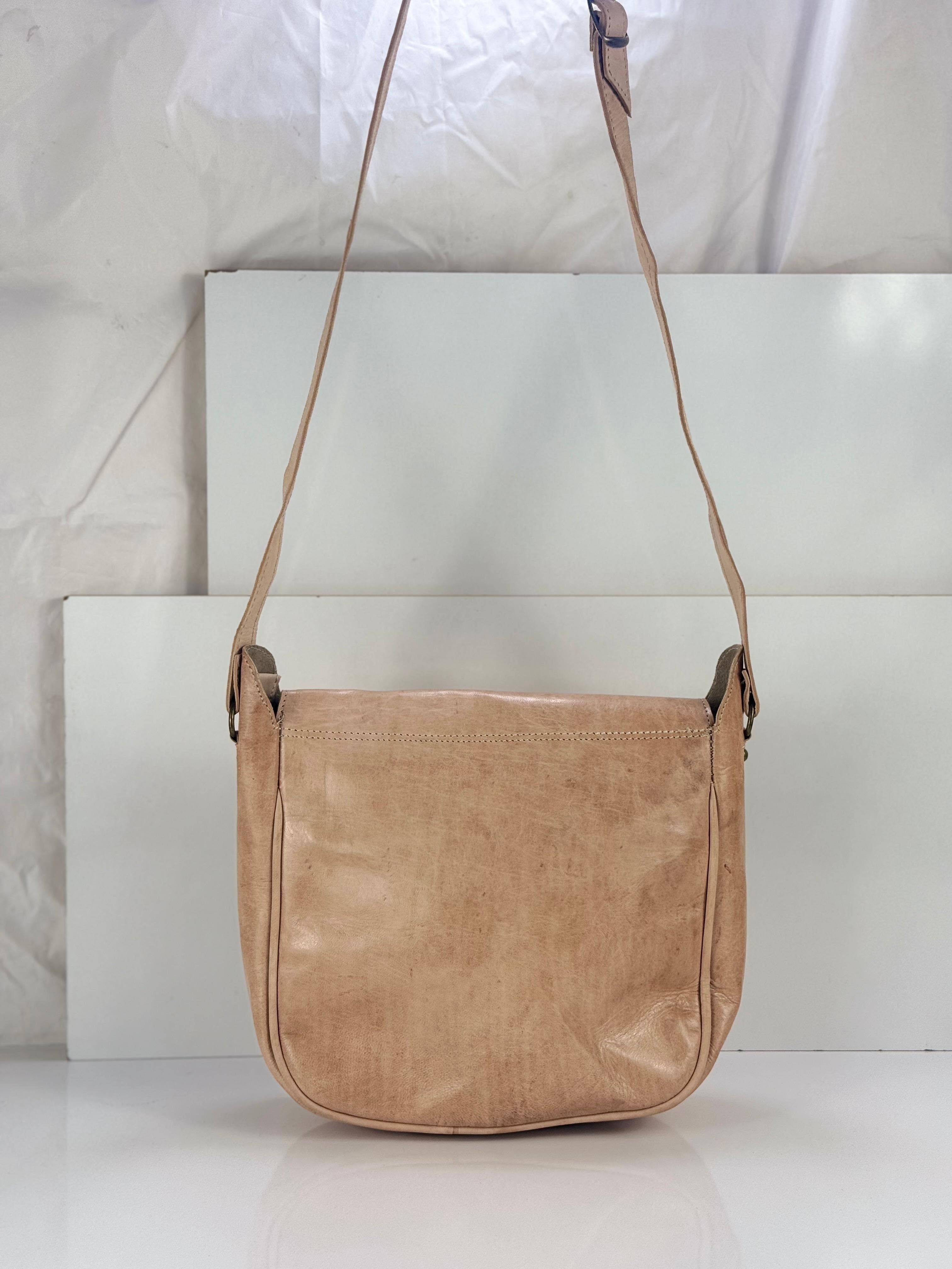 Handcrafted Moroccan Leather Crossbody Bag: Brown
