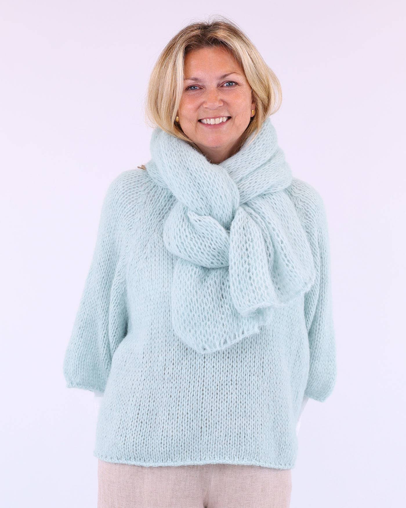 Alpaca Blend Scarf: Latte