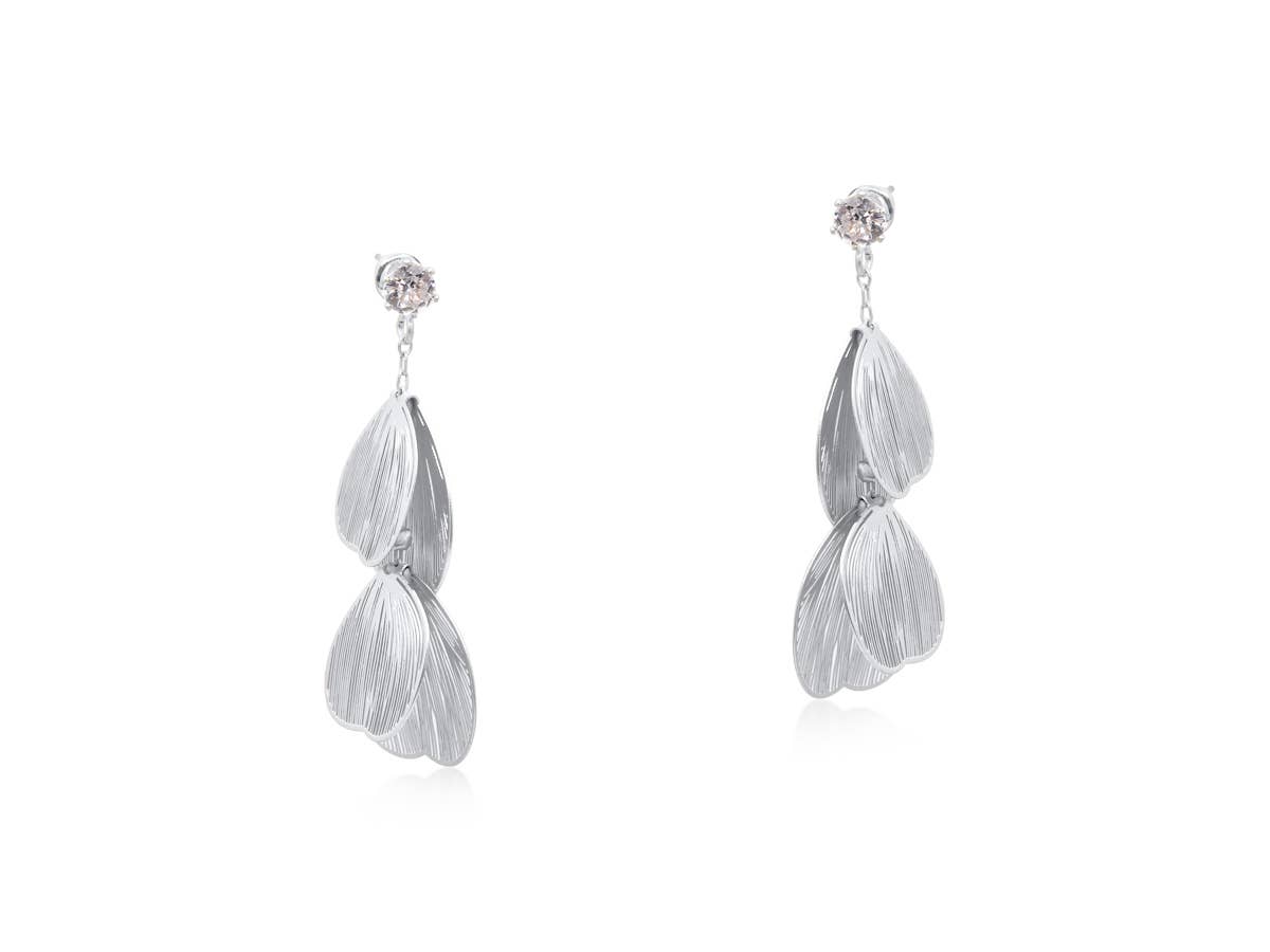 Malena Feather Dangle Earrings: Silver