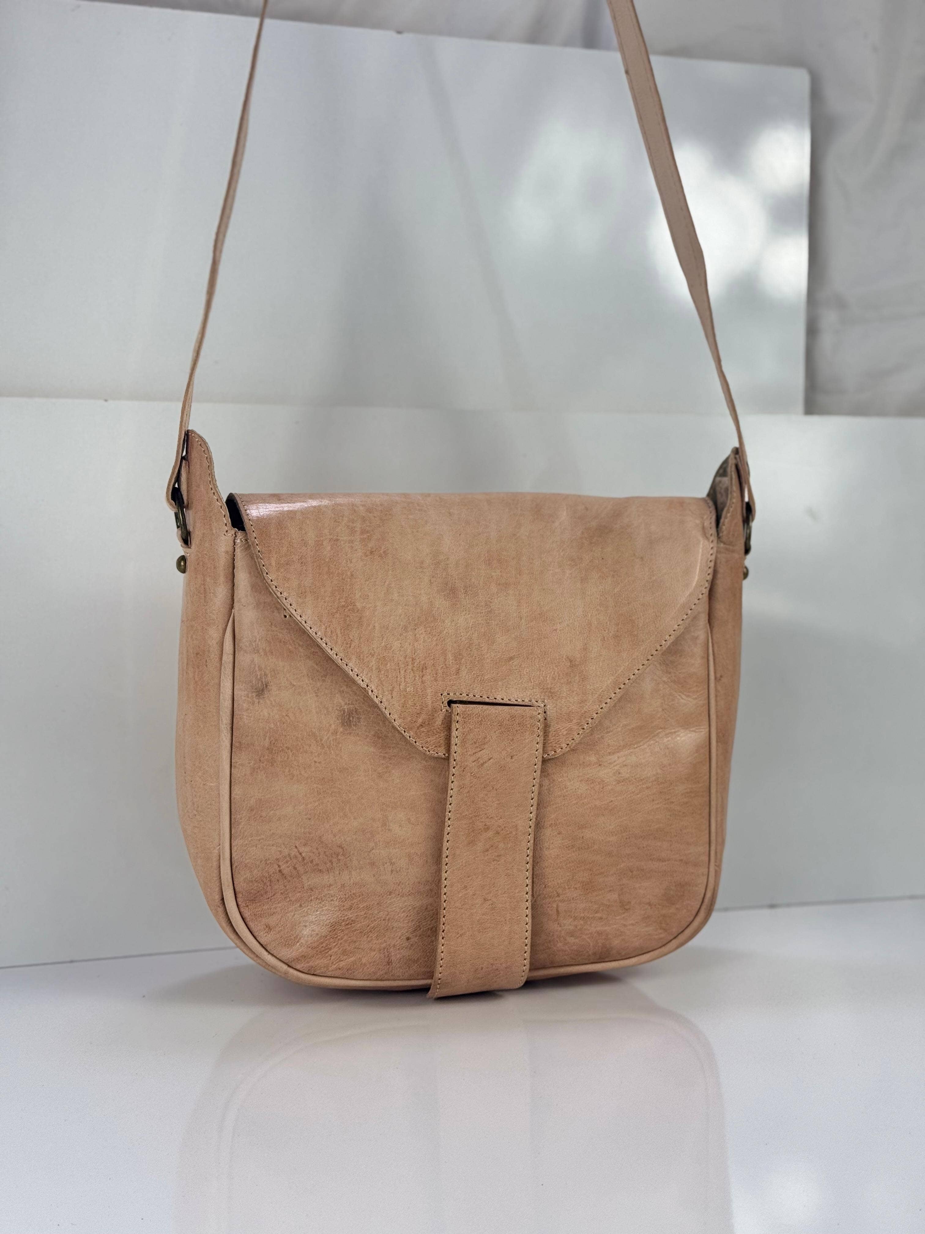 Handcrafted Moroccan Leather Crossbody Bag: Brown