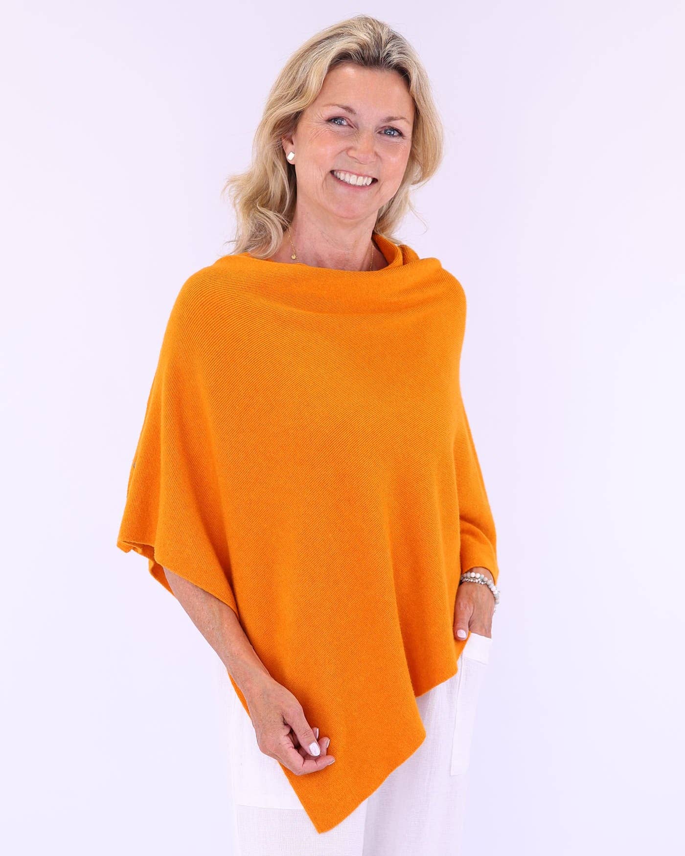 Summer Poncho with Buttons: Pink