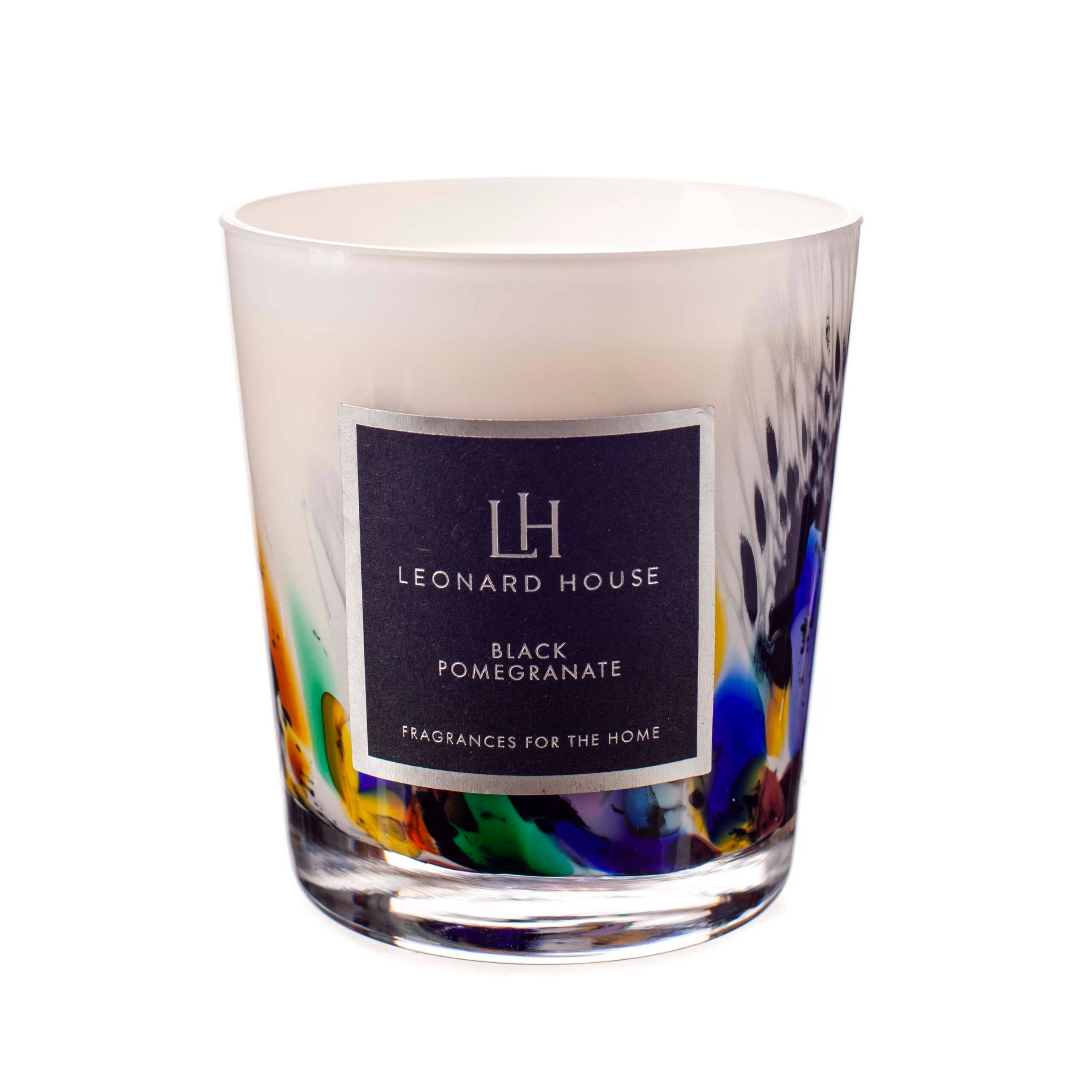 Candle in White Inferno 10.5 cm (Black Pomegranate)