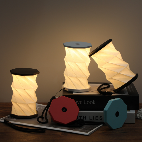 Mini Twist Hexagon Lamp: Lunar White
