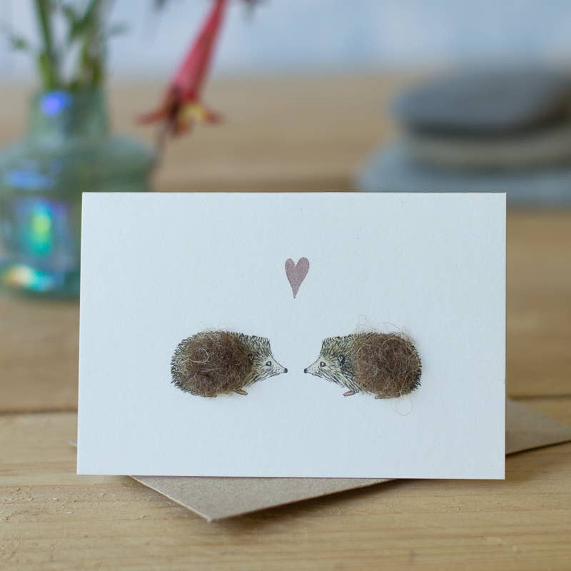 Hedgehogs in Love Mini Card with Wool | 3D Greeting Card