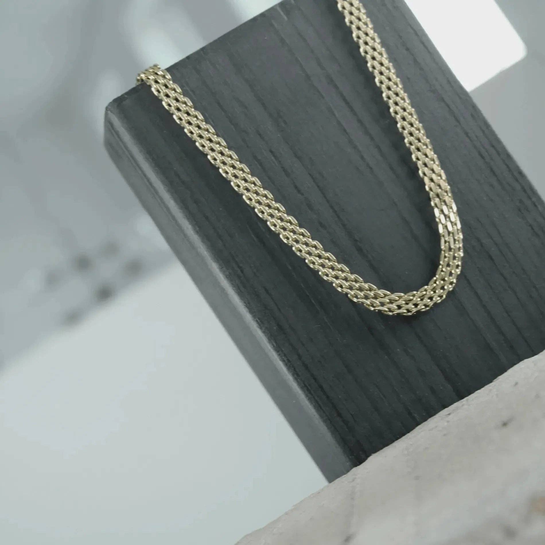 Passion Waterproof Short Vintage Necklace 18K Gold Plating