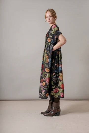 Black Primula Pleat Dress - S/M