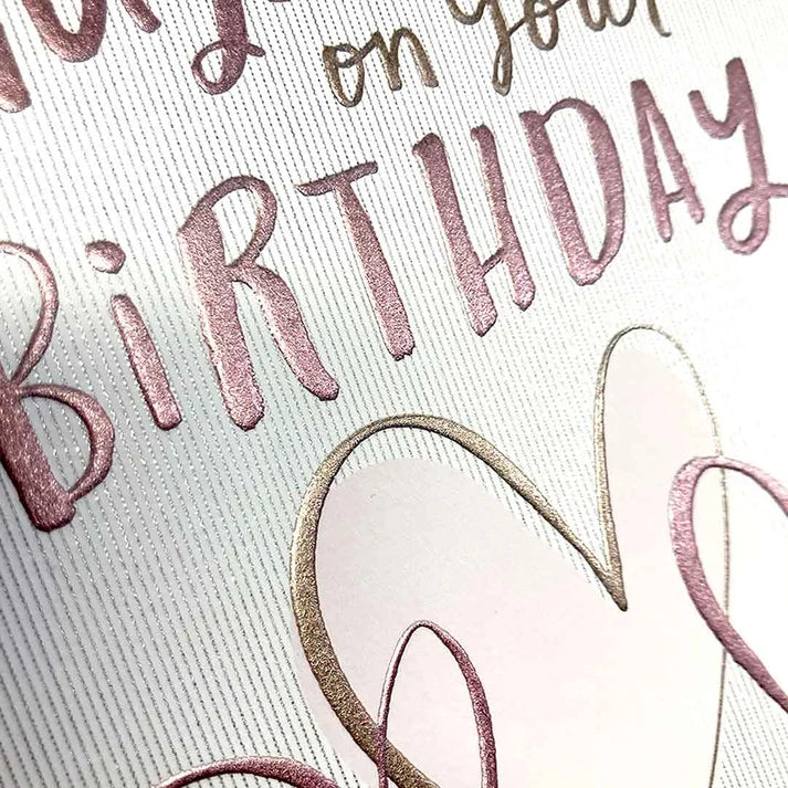 Mucho amor en tu tarjeta de cumpleaños