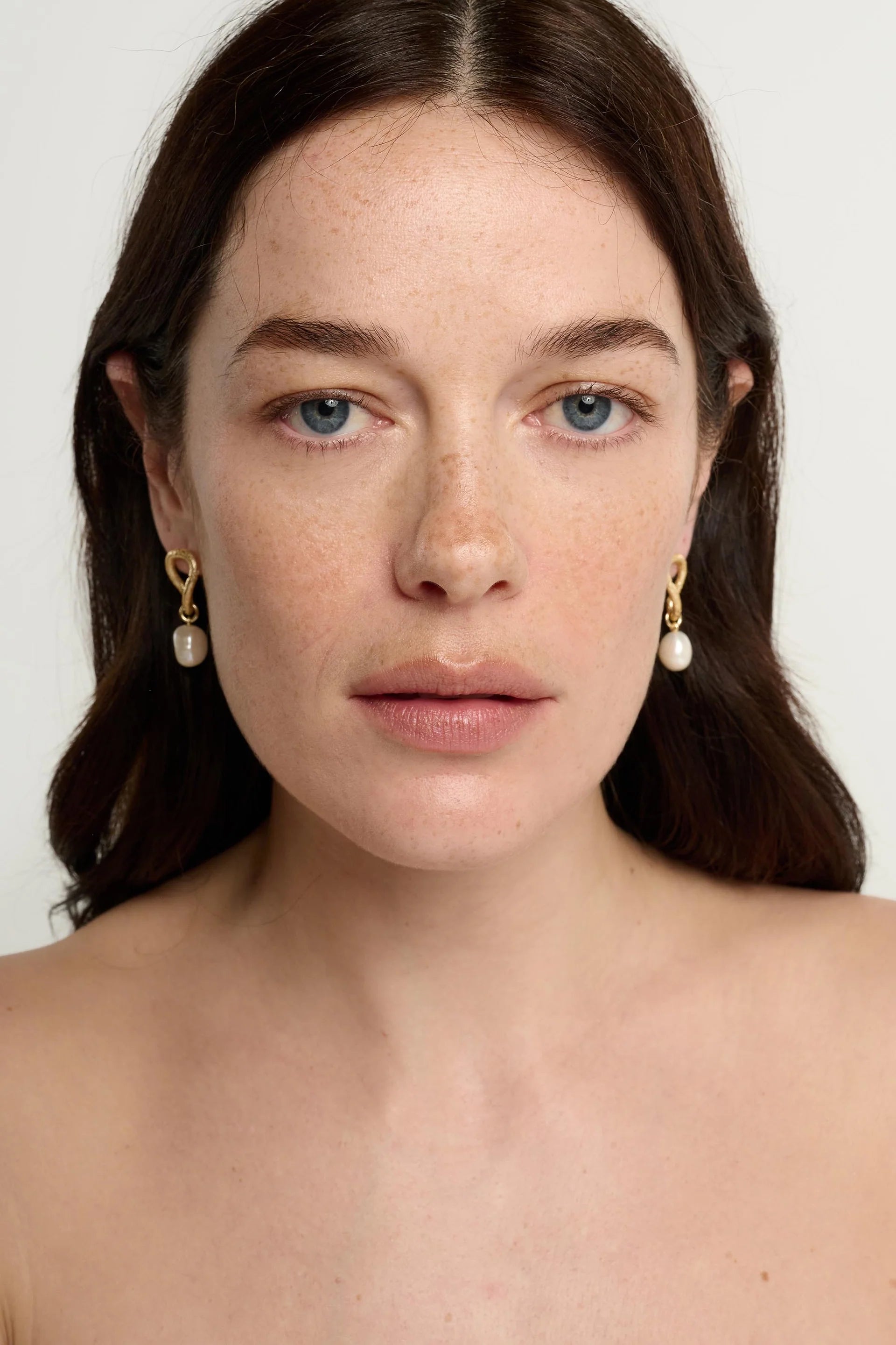 Gold Iris Earrings