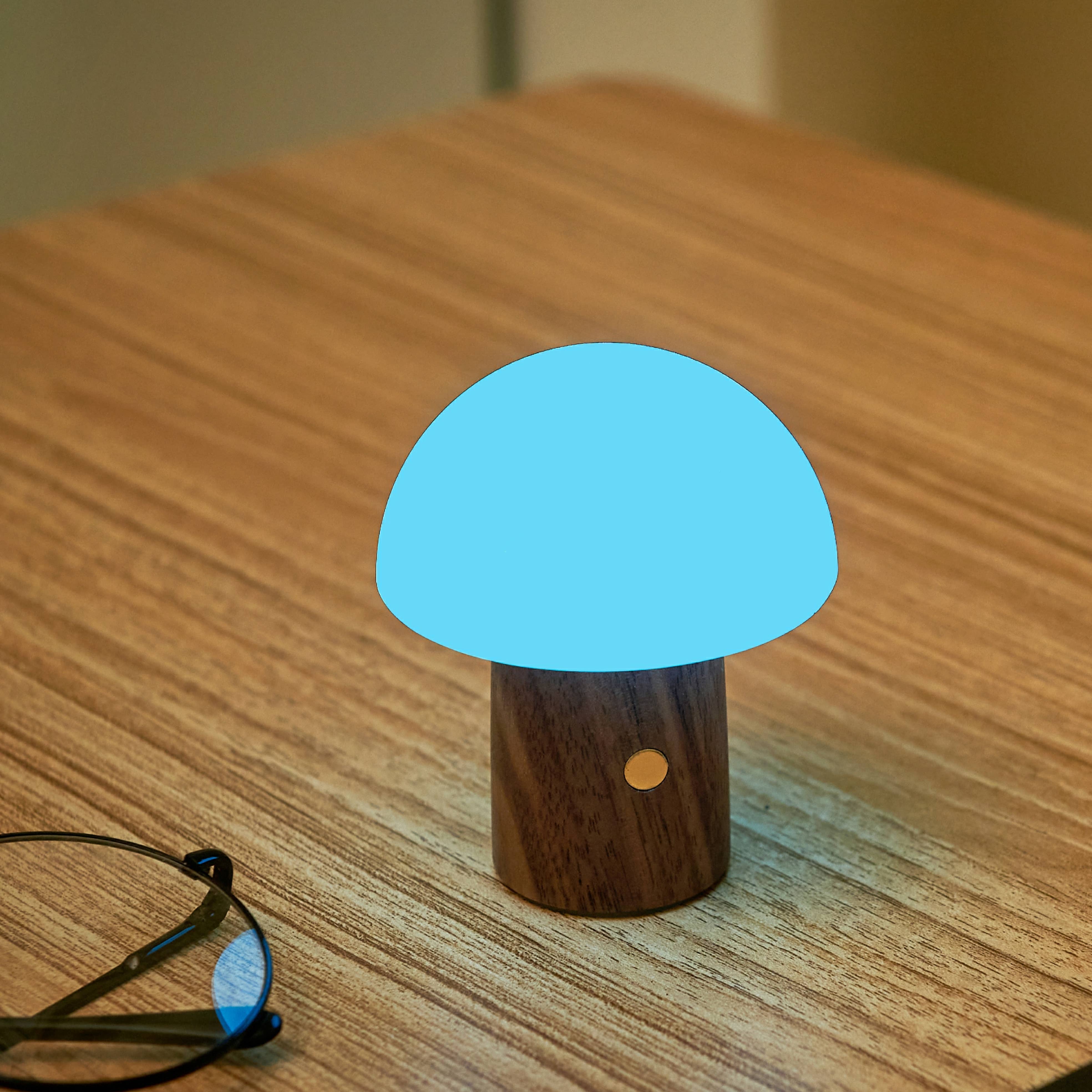 Glowing blue mushroom-shaped Alice lamp, super mini walnut base