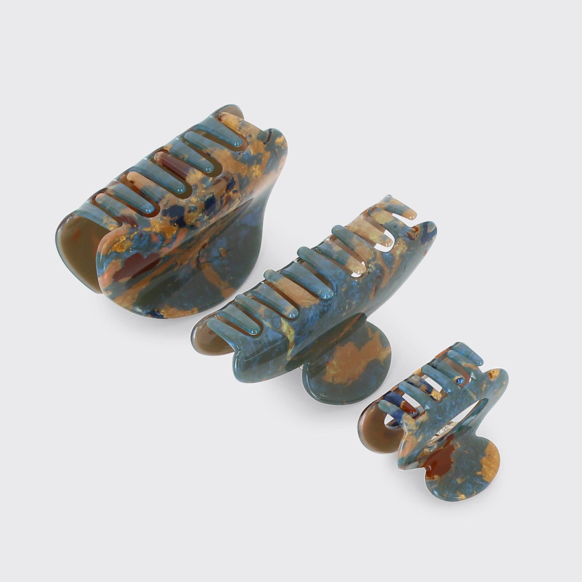 Athena Small Claw Clip: Purple - Gifts Under £10 - Scotland