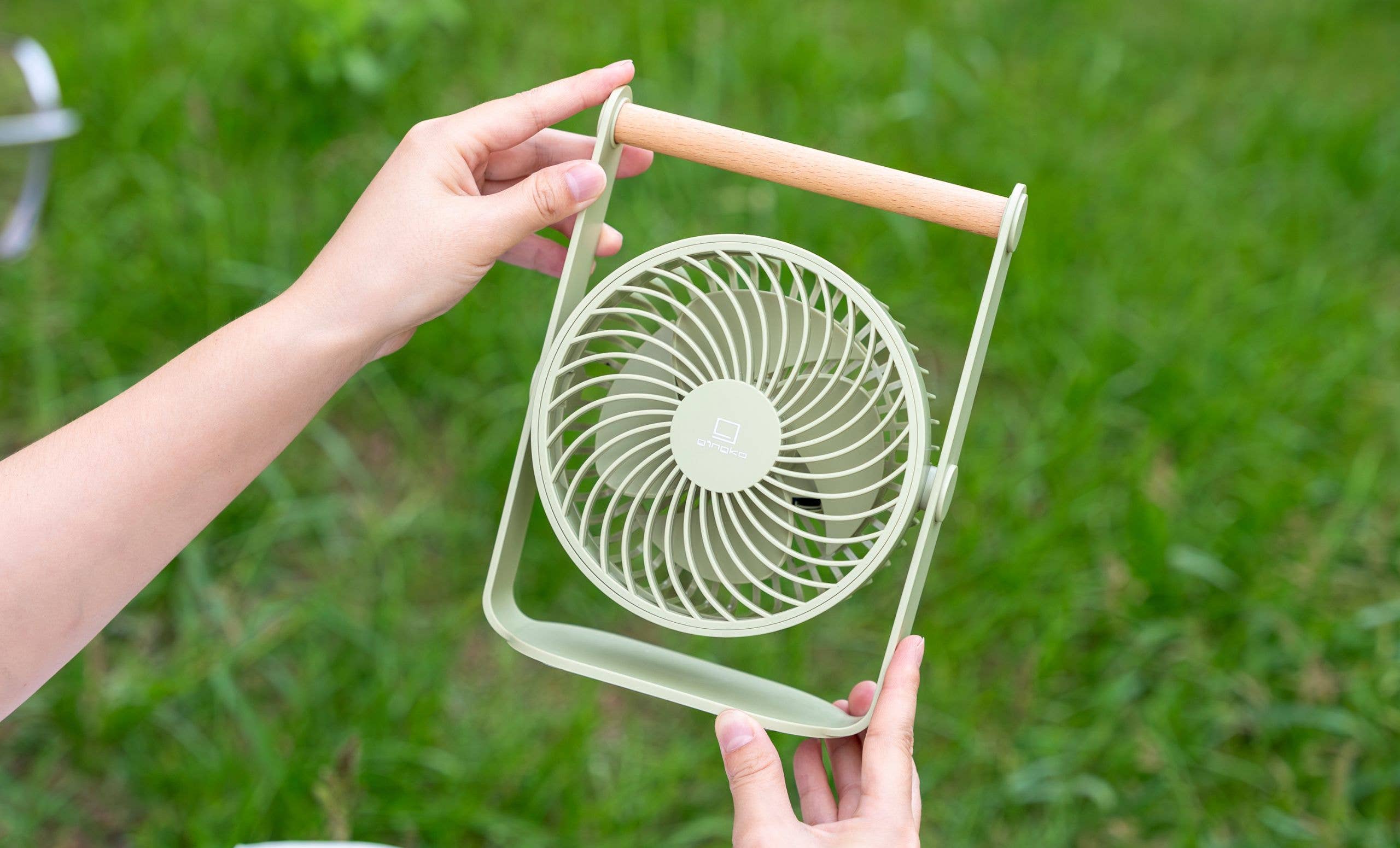 Lyra Portable Fan: Space Grey